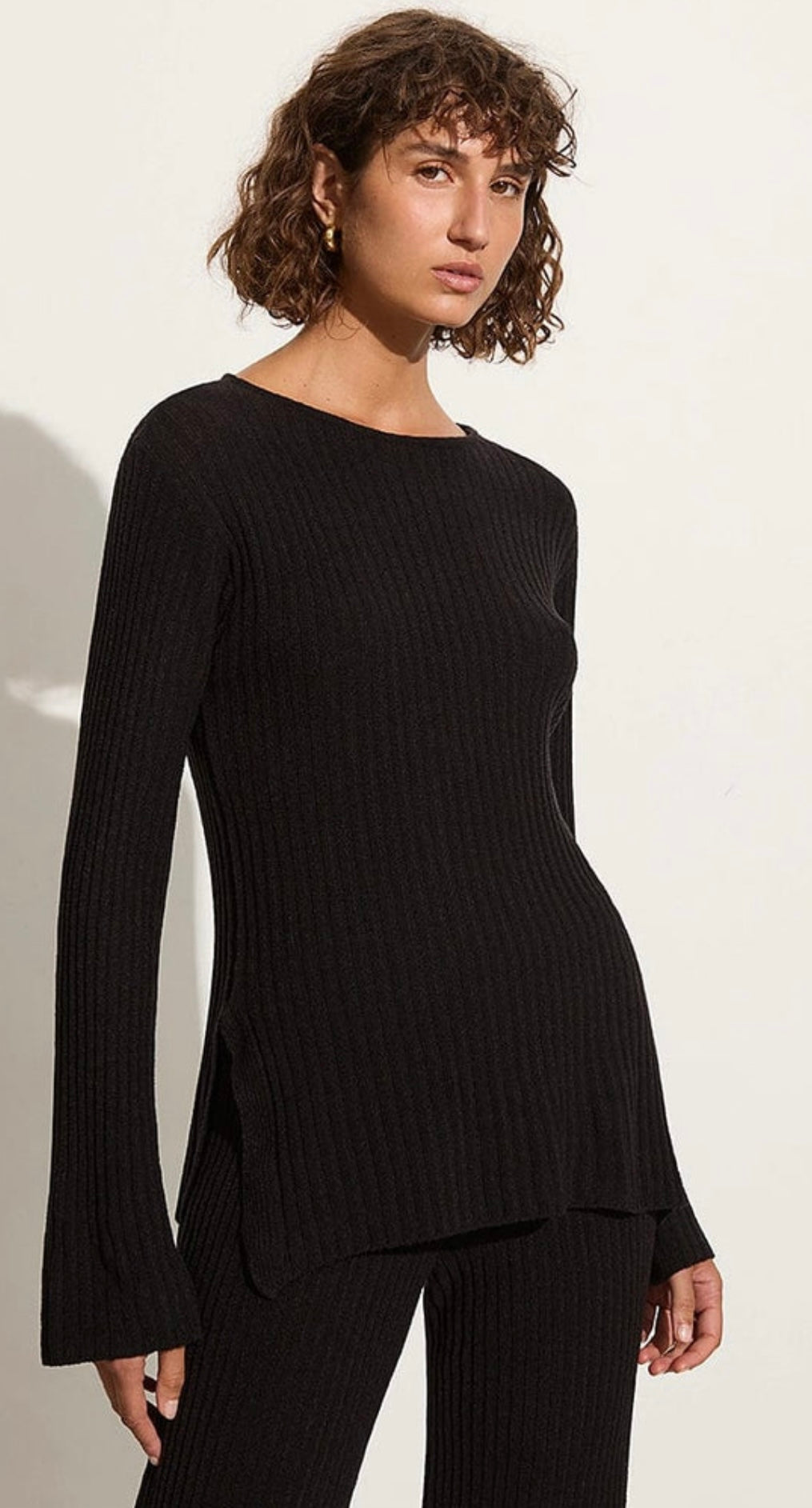 Faithful the brand - Mitras Tunic Top Black & Santi Pant Black SET