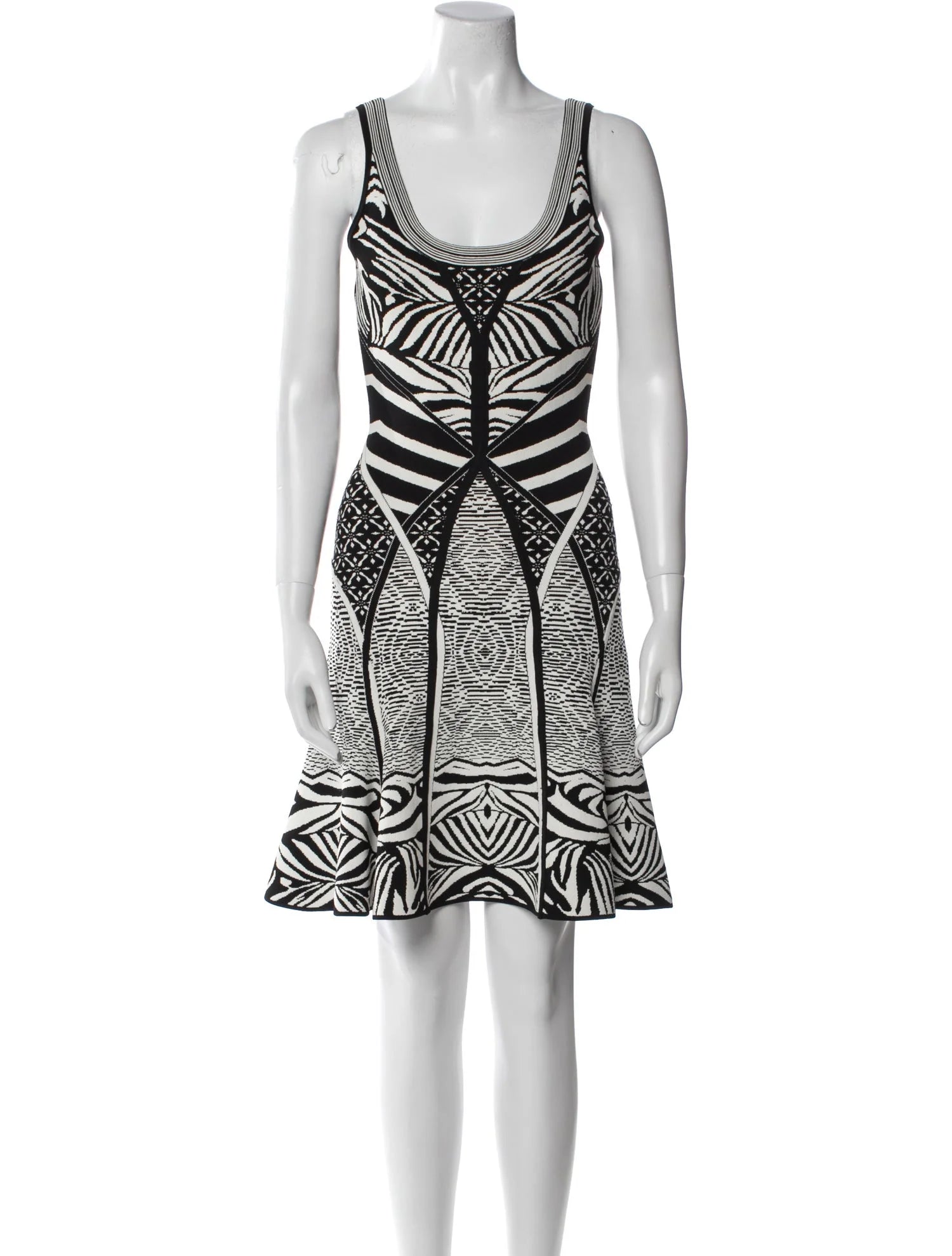 DIANE VON FURSTENBURG black and white thick fabric stretch dress