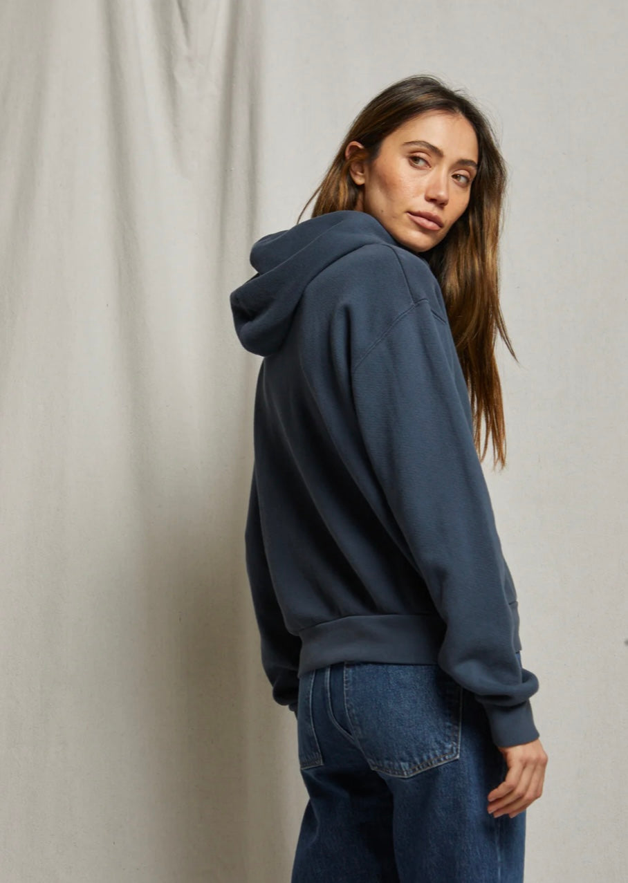 PERFECTWHITETEE - Heart Hoodie and Stevie
cotton fleece easy sweatpant