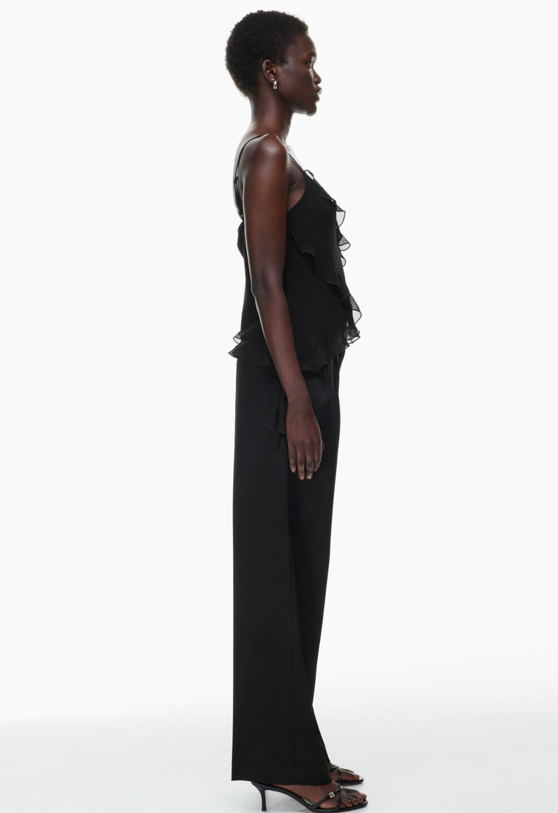 Aritzia - The Effortless Pant
The Effortless Pant Satin