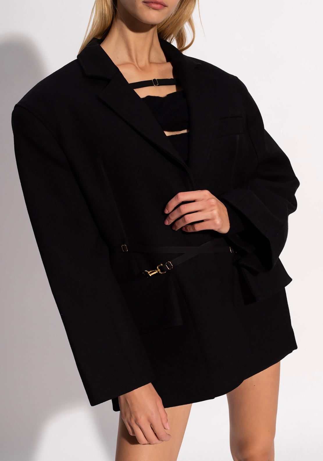 Jacquemus
Women's Black Soco Belted Wool-twill Blazer