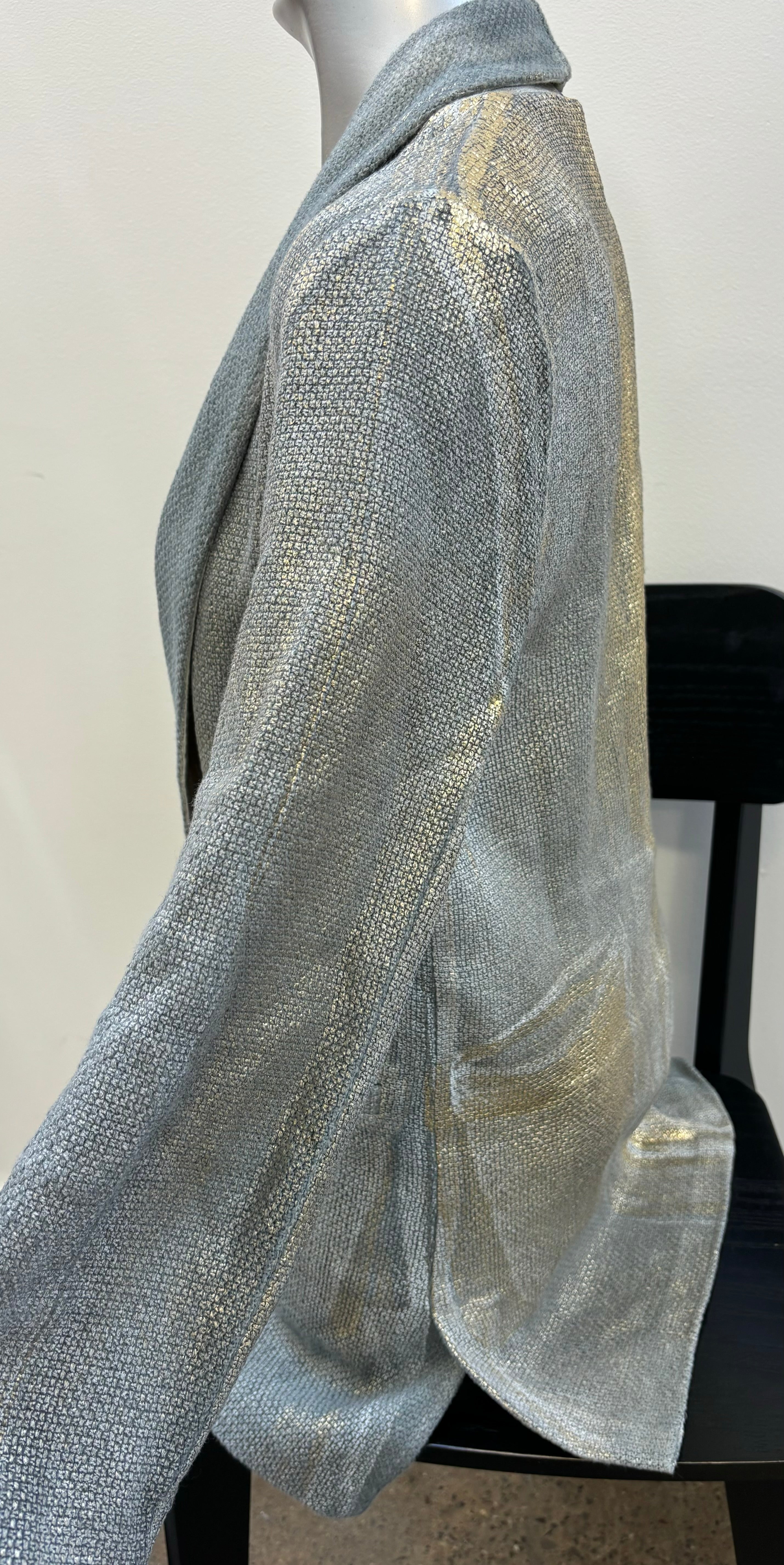 AVANT TOI light blue cardigan/blazer with gold and silver