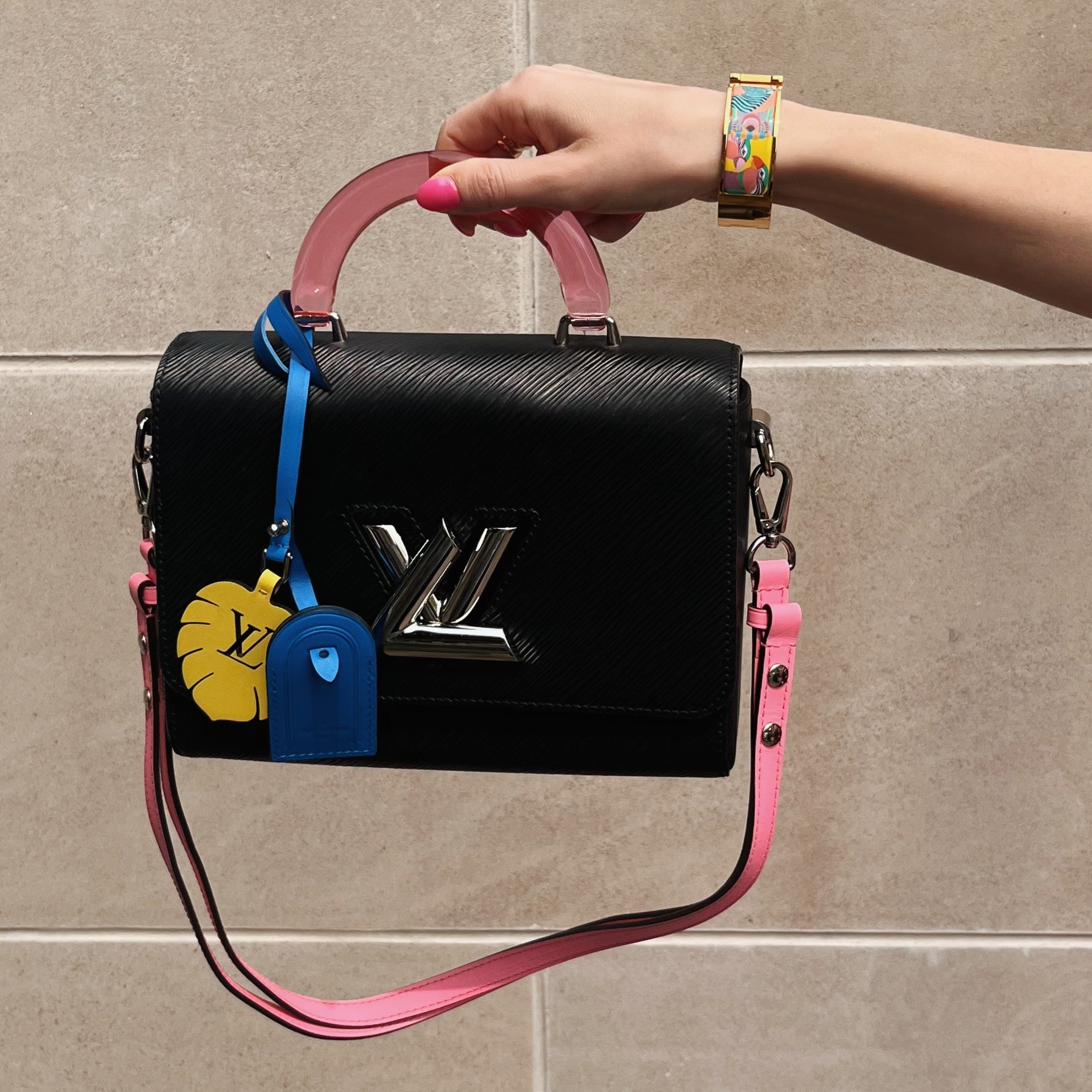 Louis Vuitton Twist Short Handle Bag