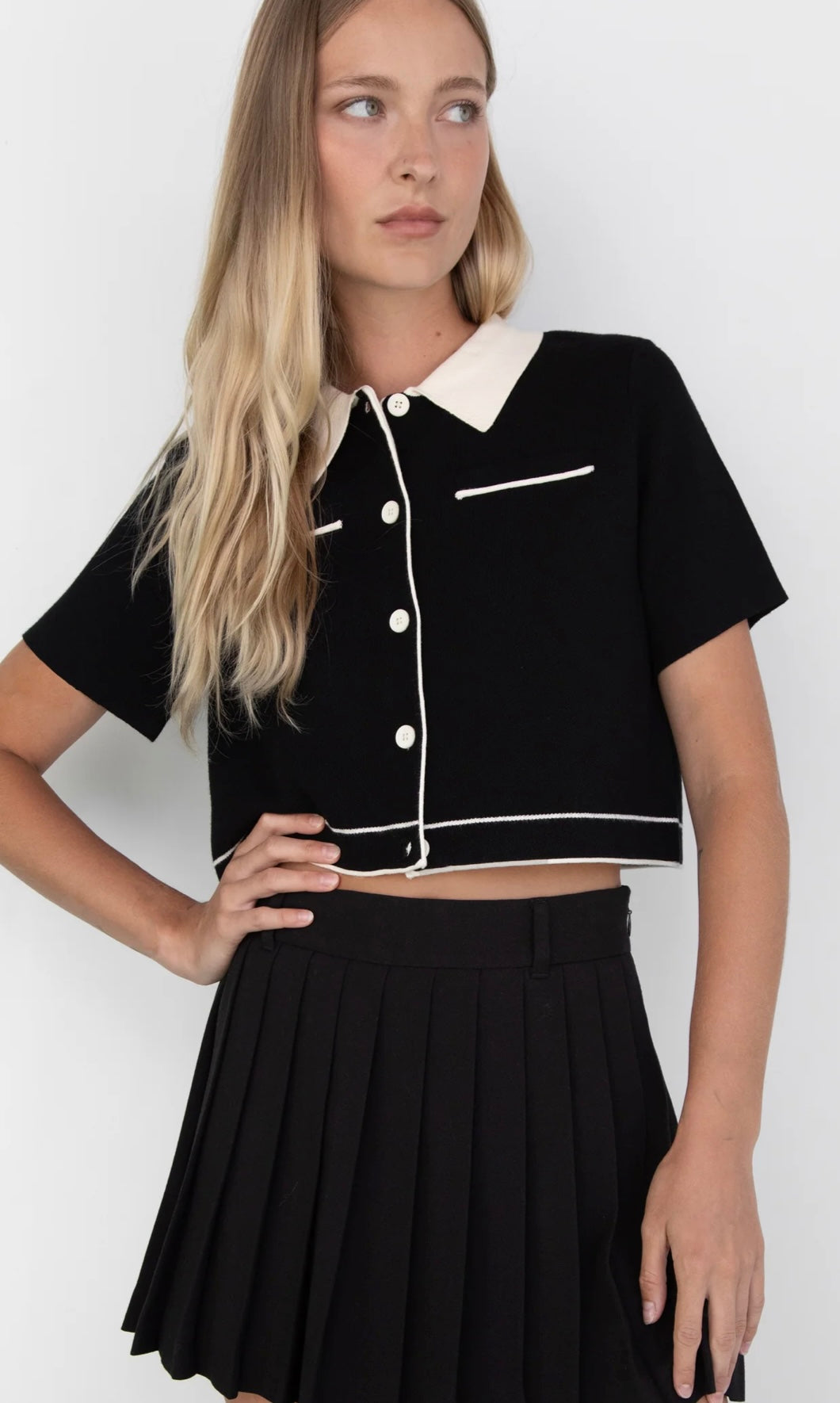 OAK & FORT - CROPPED KNIT CONTRAST TRIM TOP
