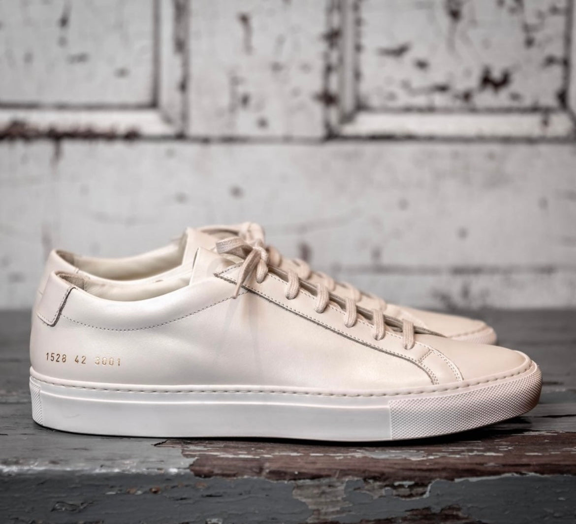 COMMON PROJECTS blush sneakers