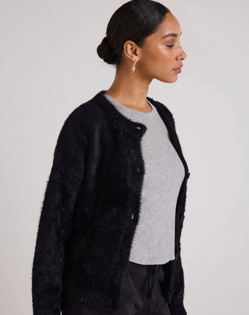 BELLA DAHL
CREW NECK FUZZY CARDIGAN