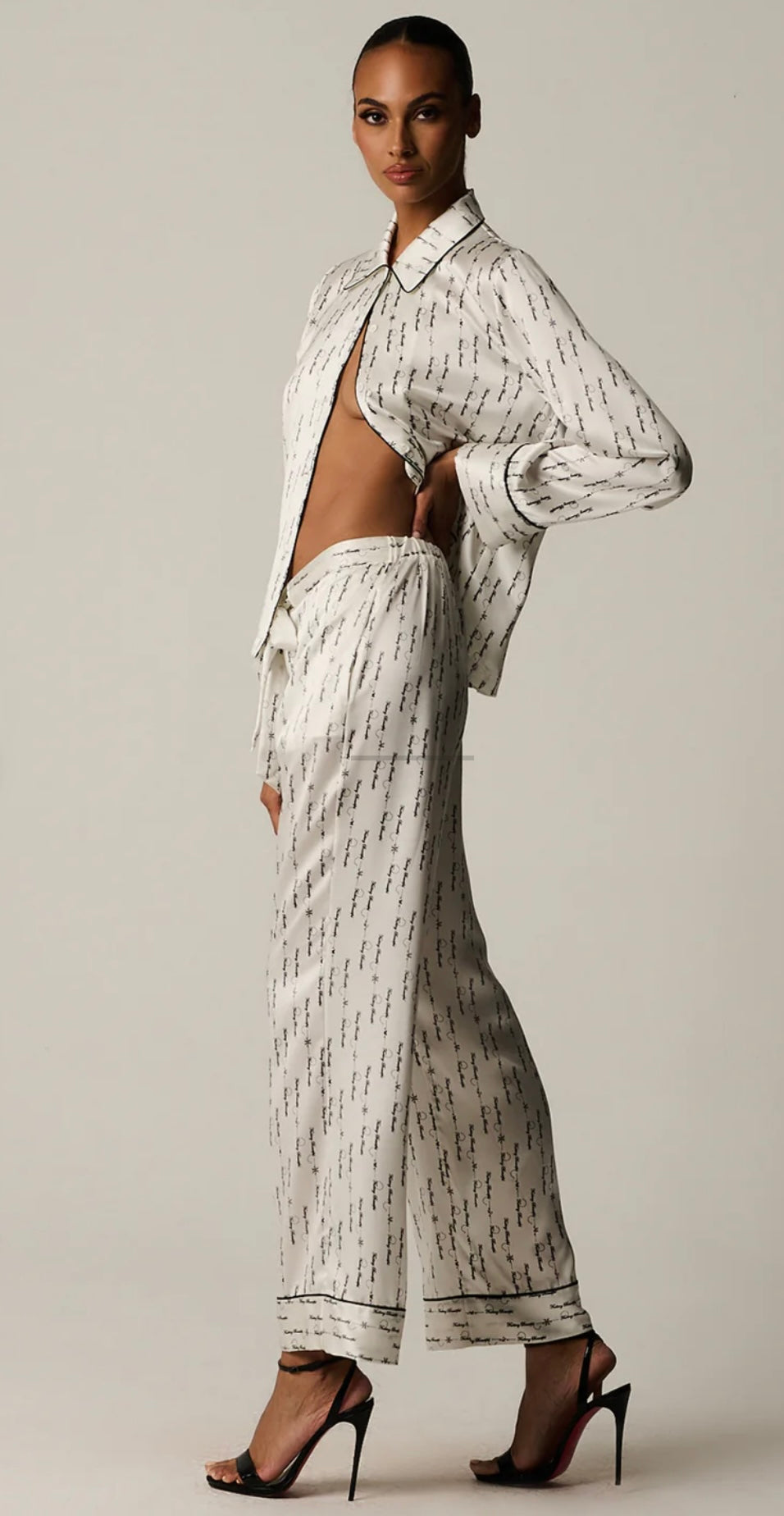 KIKI DE MONTPARNASSE - FUCKING BEAUTIFUL SILK LOUNGE SET