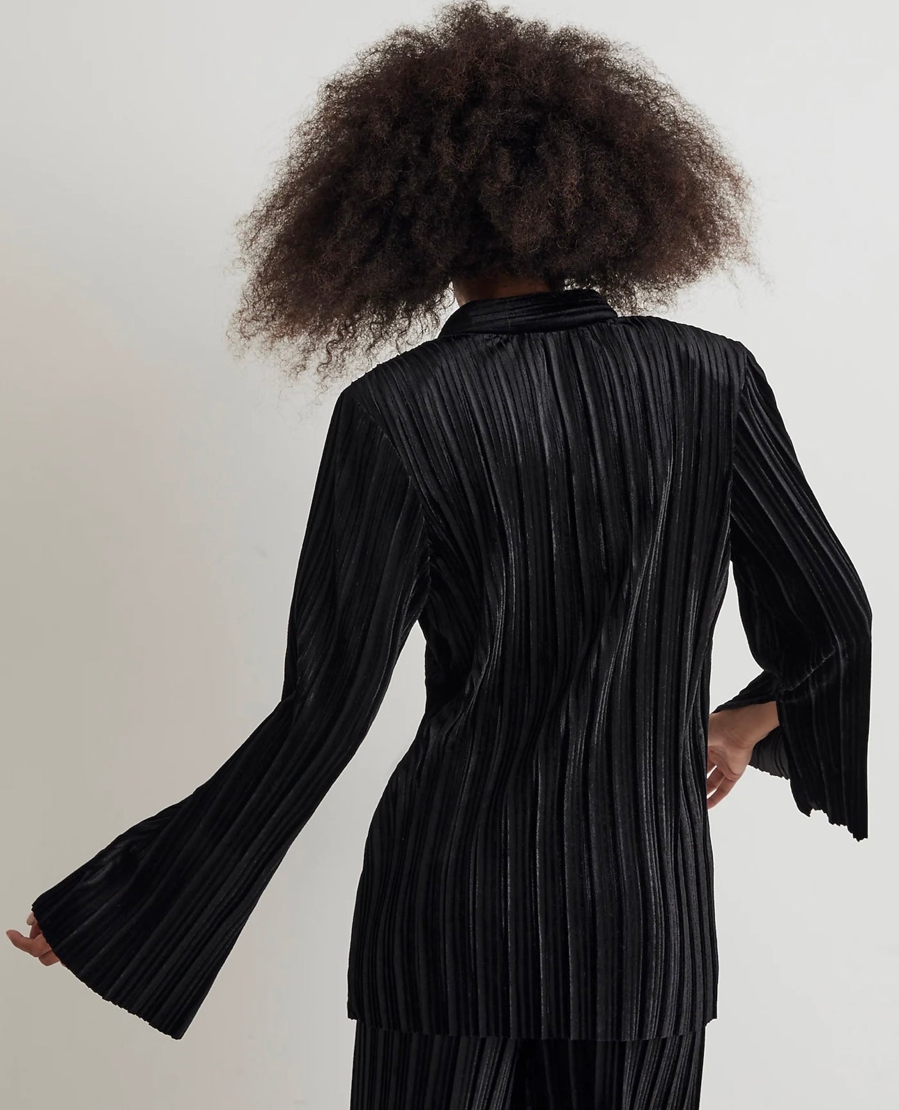 Sabina Musayev Ivri Top