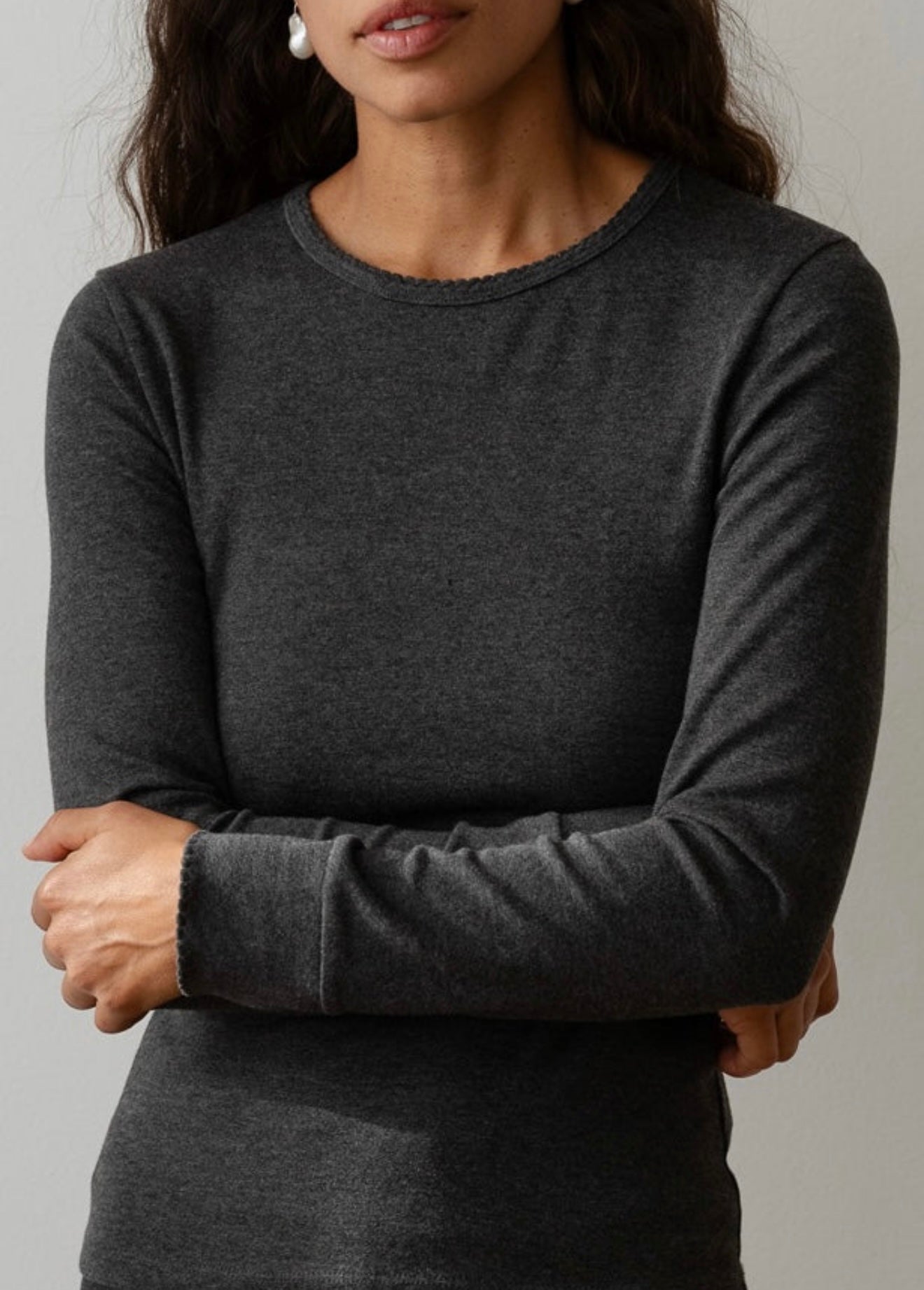 DONNI - The Baby Rib Scallop Long Sleeve