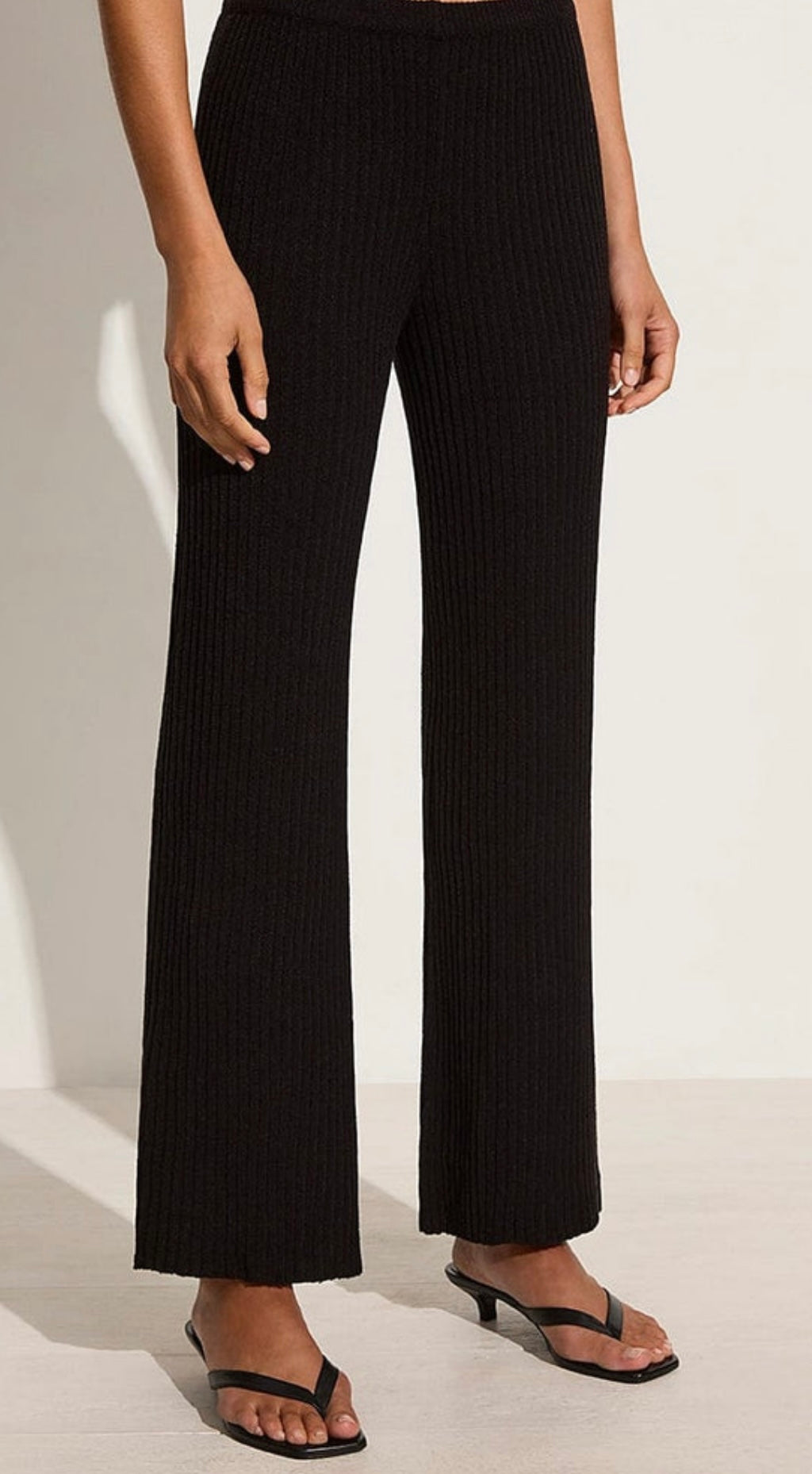 Faithful the brand - Mitras Tunic Top Black & Santi Pant Black SET