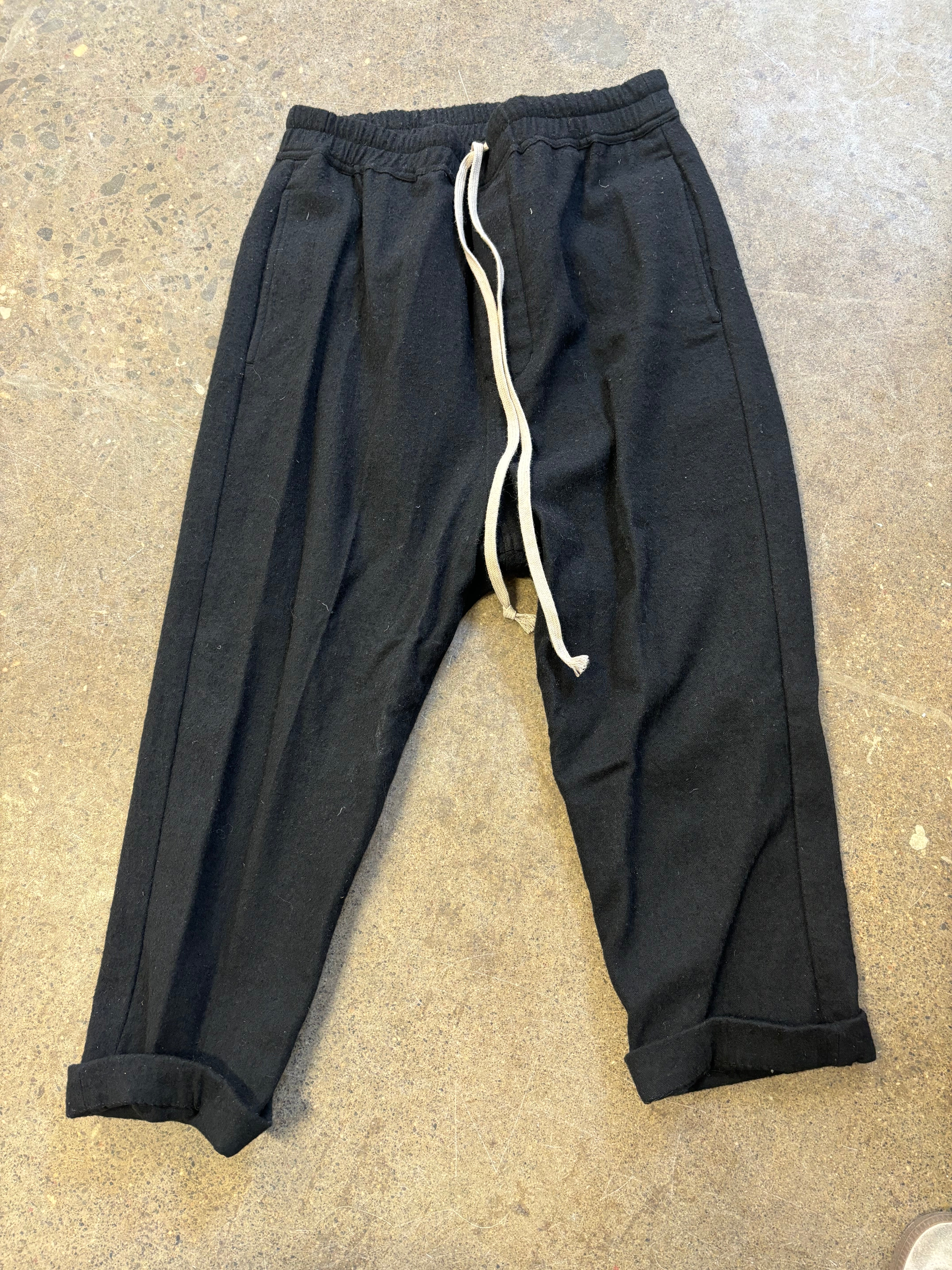 RICK OWENS black thick ribbed material sweatpants