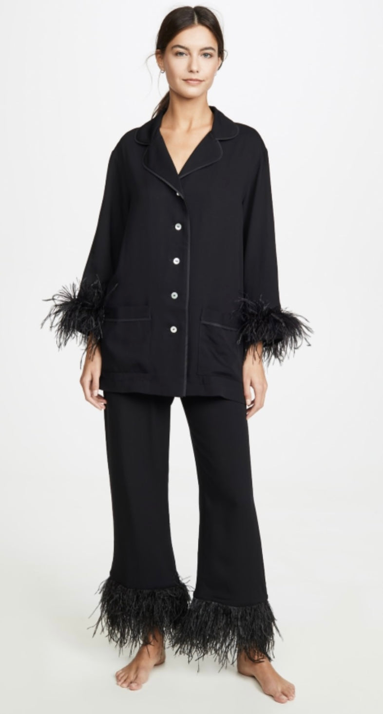 Sleeper
feather detail pajama set