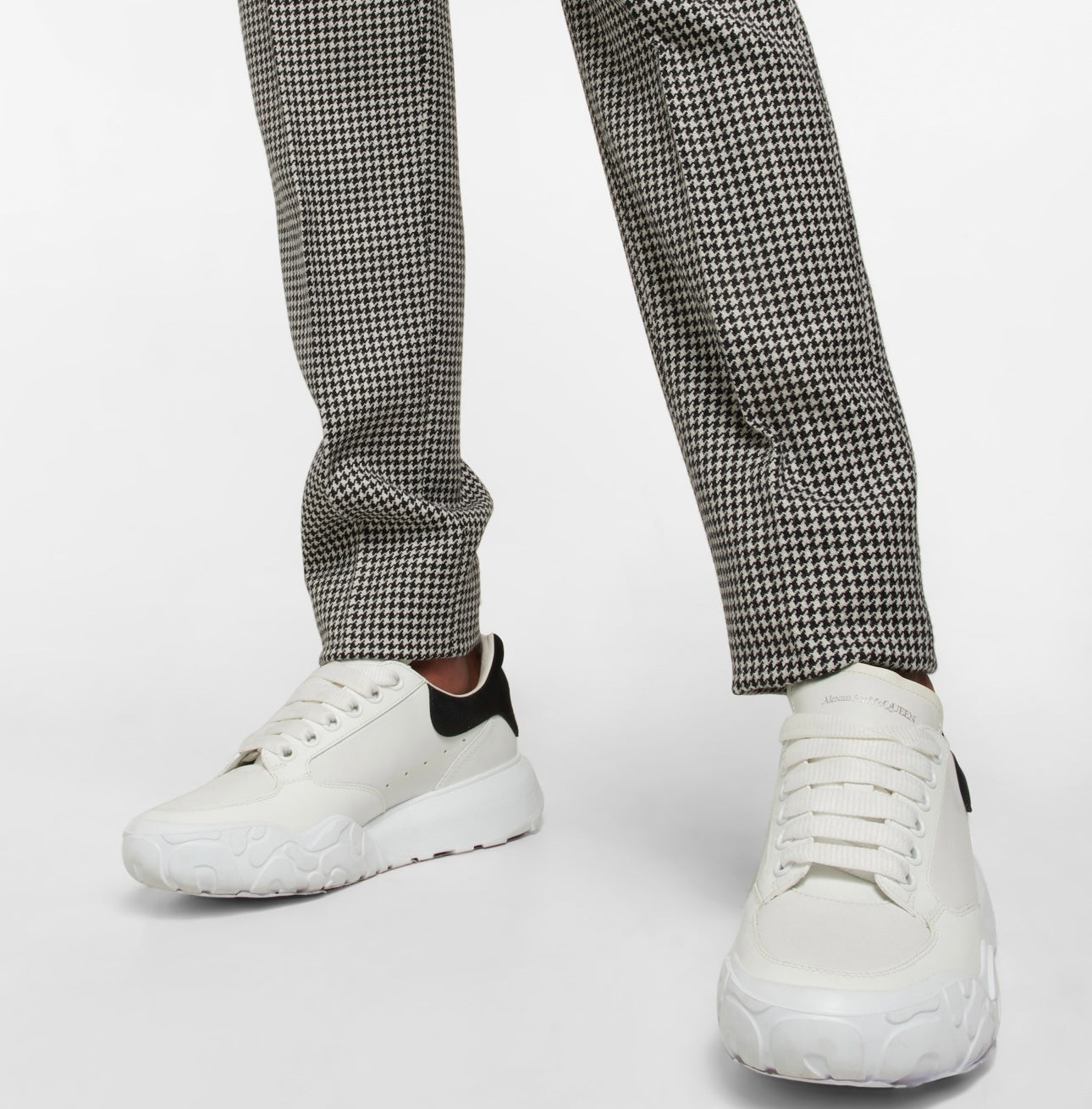 ALEXANDER MCQUEEN
Court leather sneakers