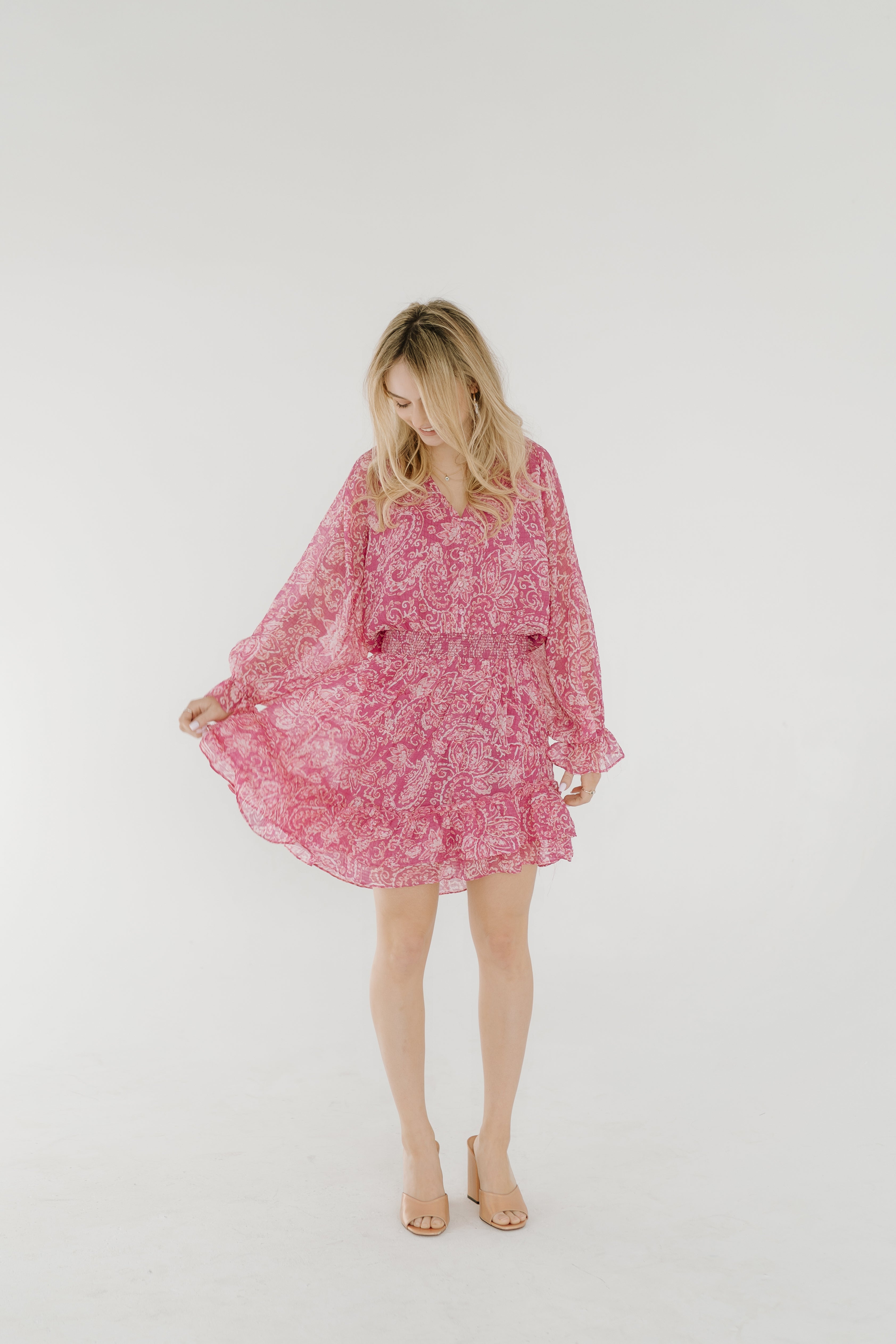 AVERY RAYNE pink paisley dress