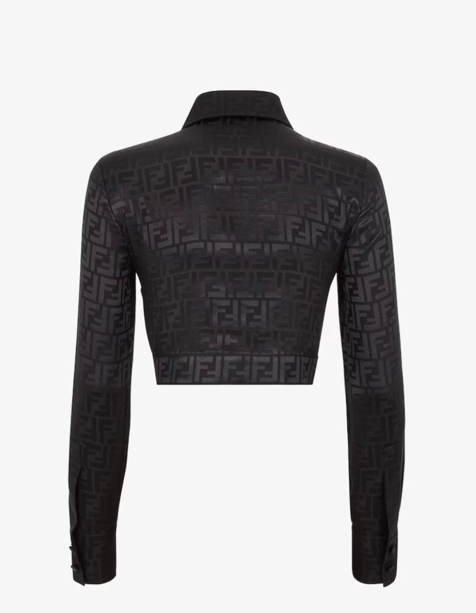 FENDI - Shirt
Black silk shirt