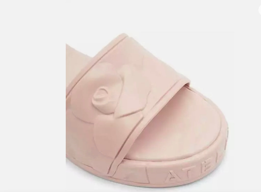 Valentino- Rubber Slides