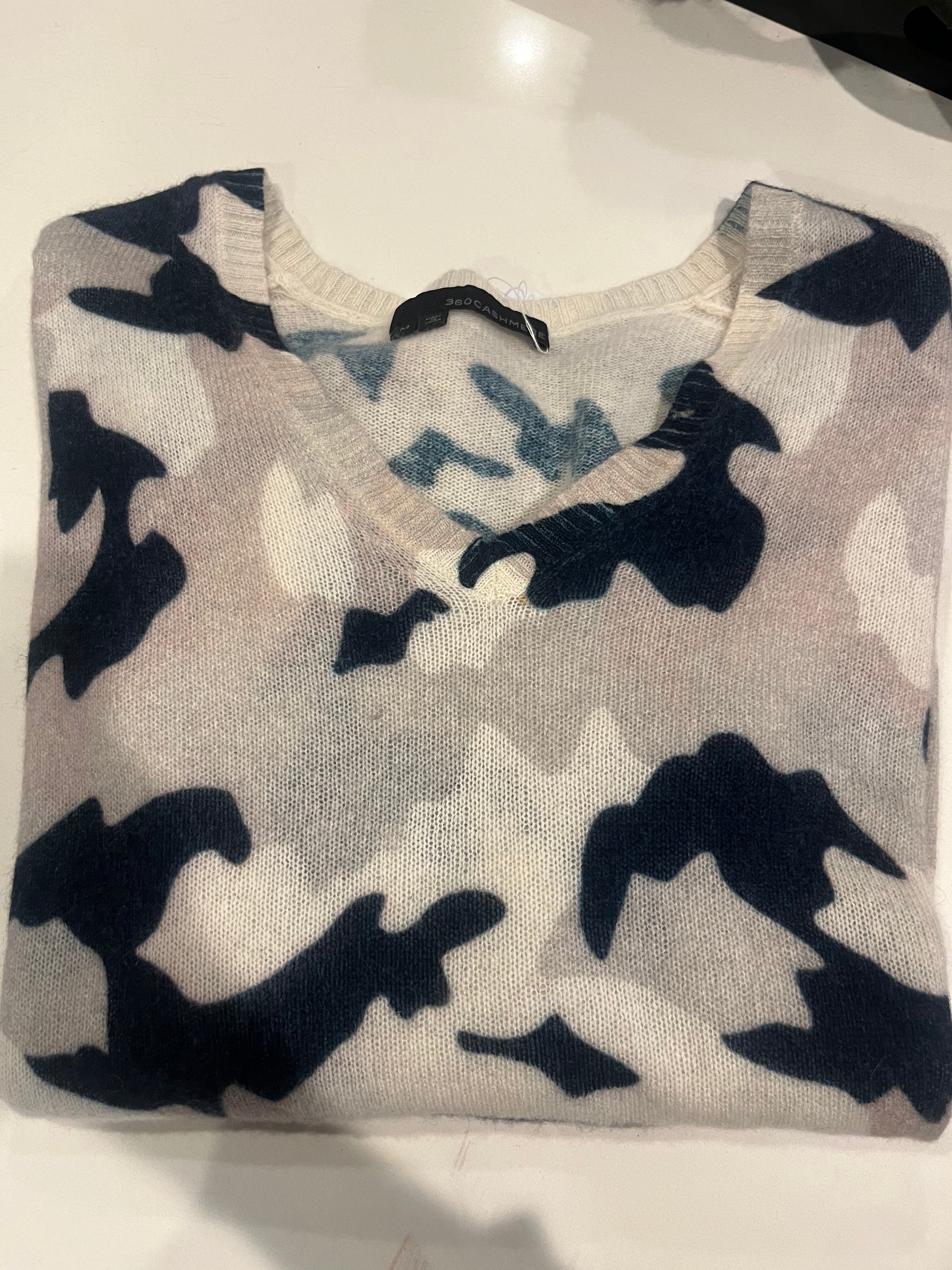 360 CASHMERE 100% CASHMERE camo sweater