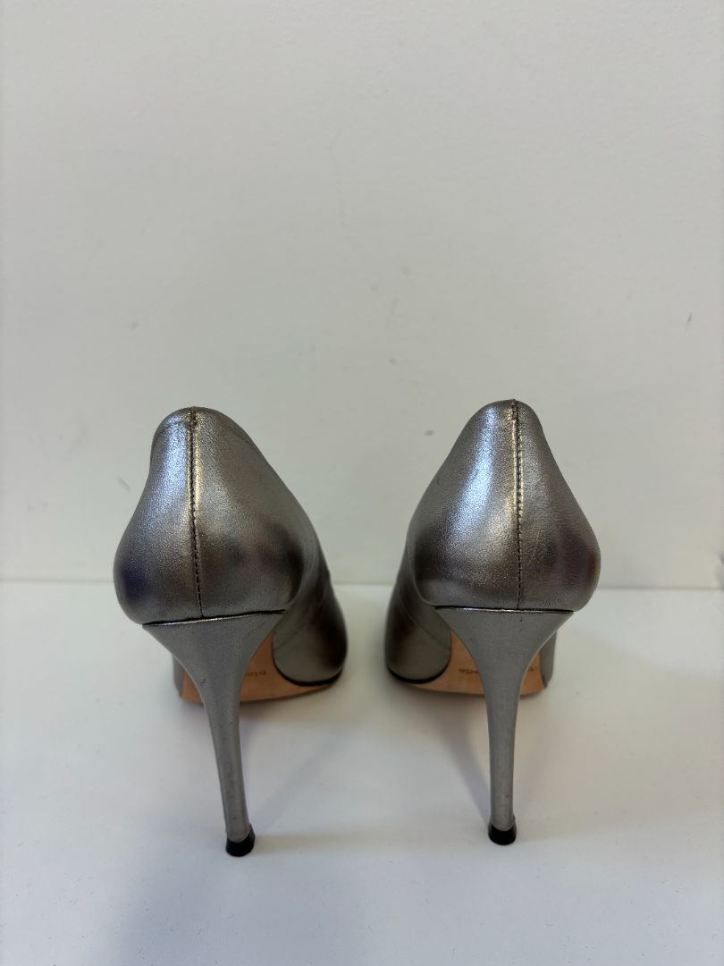 Black Suede Studio - Pump