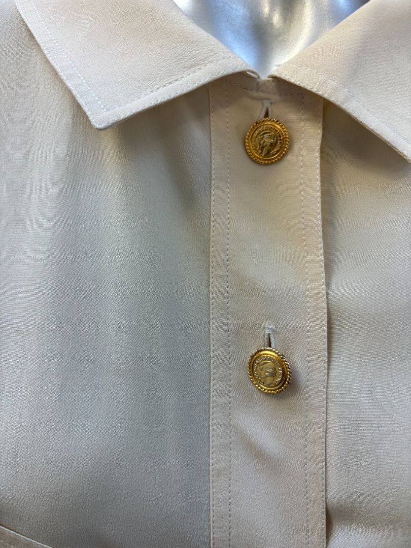 Chanel - Tshirt Logo Blouse