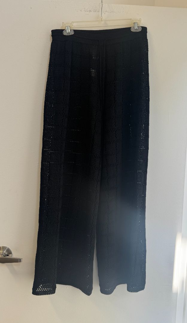 CALLE DEL MAR black crochet white leg pants
