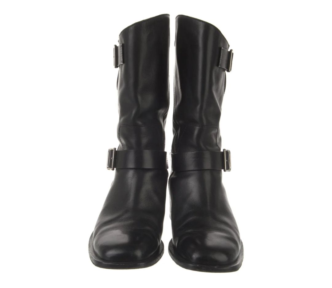 Chanel - Interlocking CC logo leather moto boots