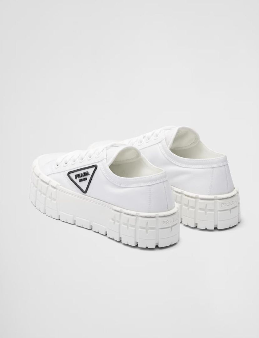 Prada - Sneakers with "Prada" logo