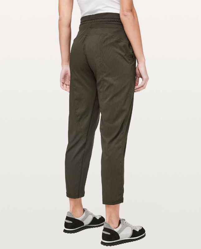 LULULEMON dance studio crop pants