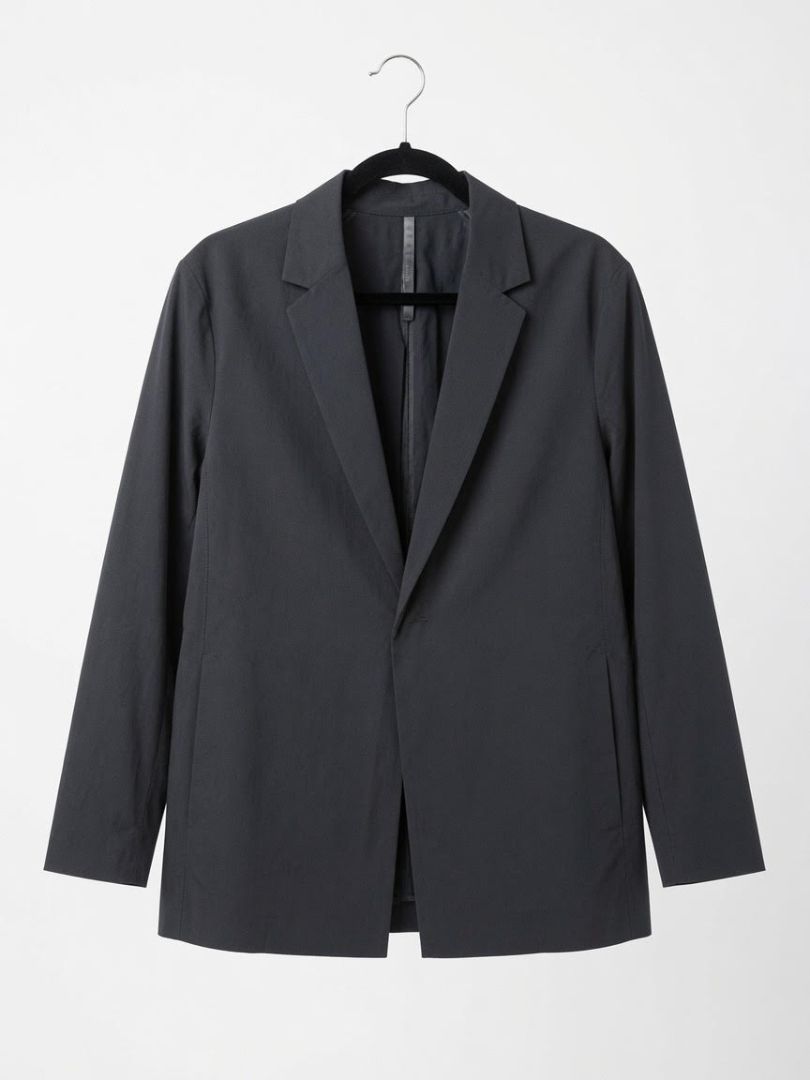 ARC'TERYK VEILANCE Black Blazer Jacket (Aylen Insulated Blazer)