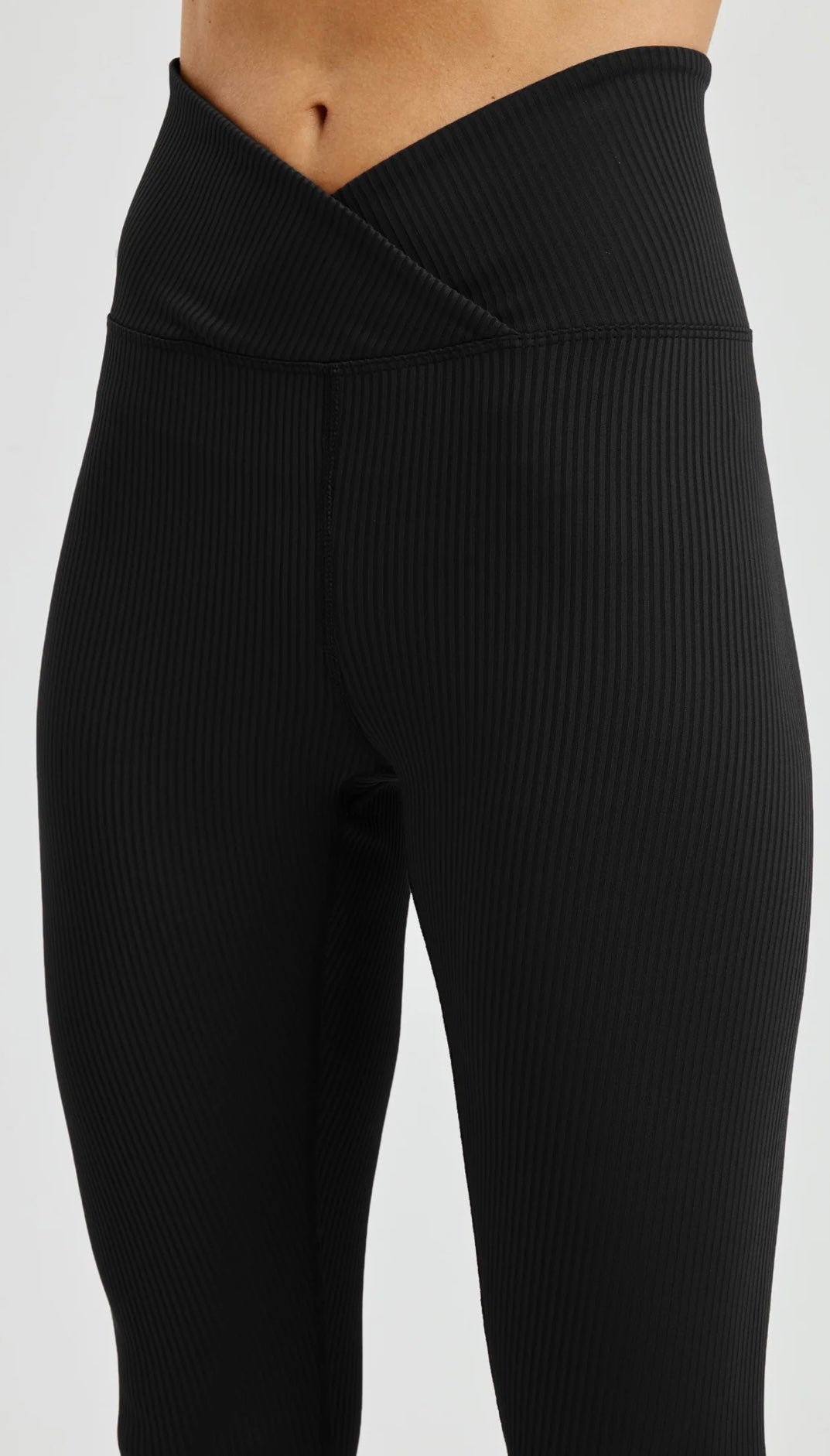 YEAR OF OURS - Ribbed Set (tank & cropped leggings)