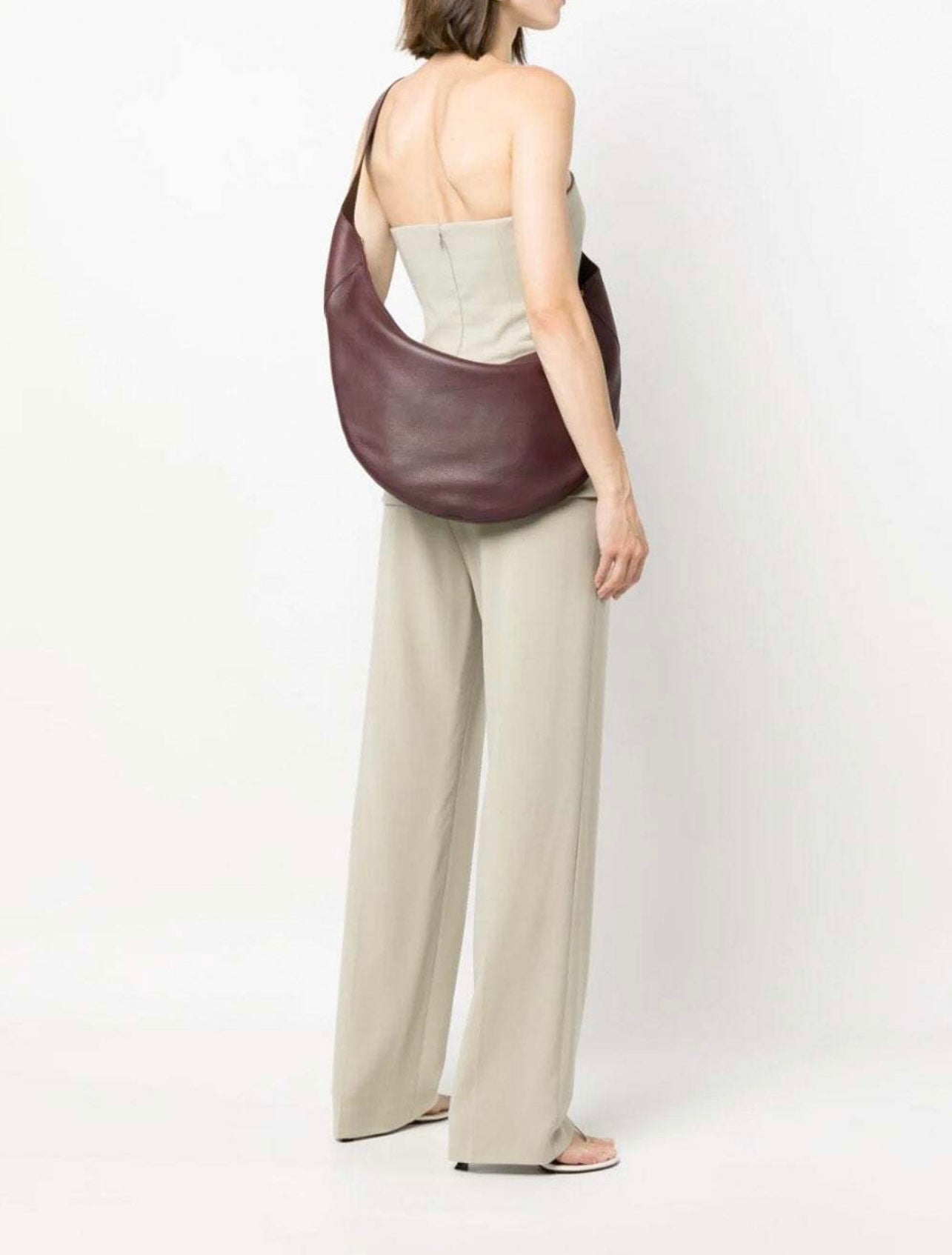 KHAITE 
The August Hobo - Burgundy