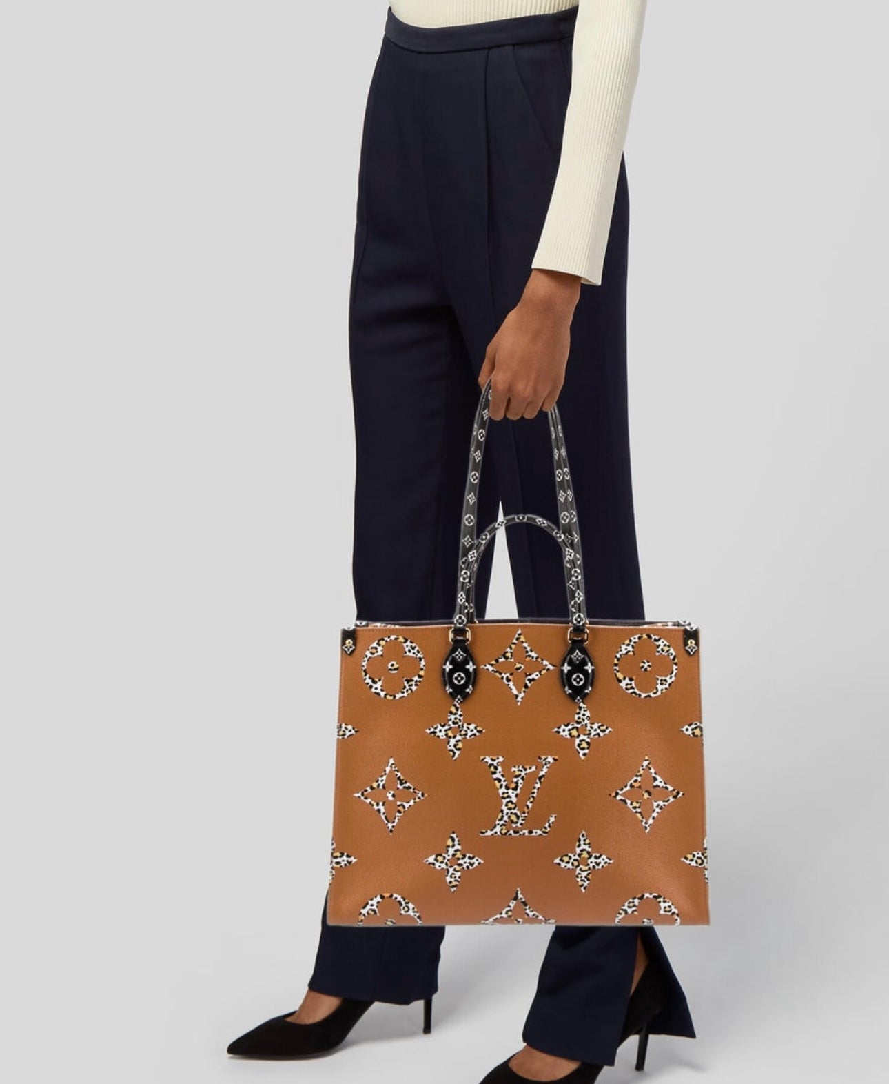 Louis Vuitton - OnTheGo GM