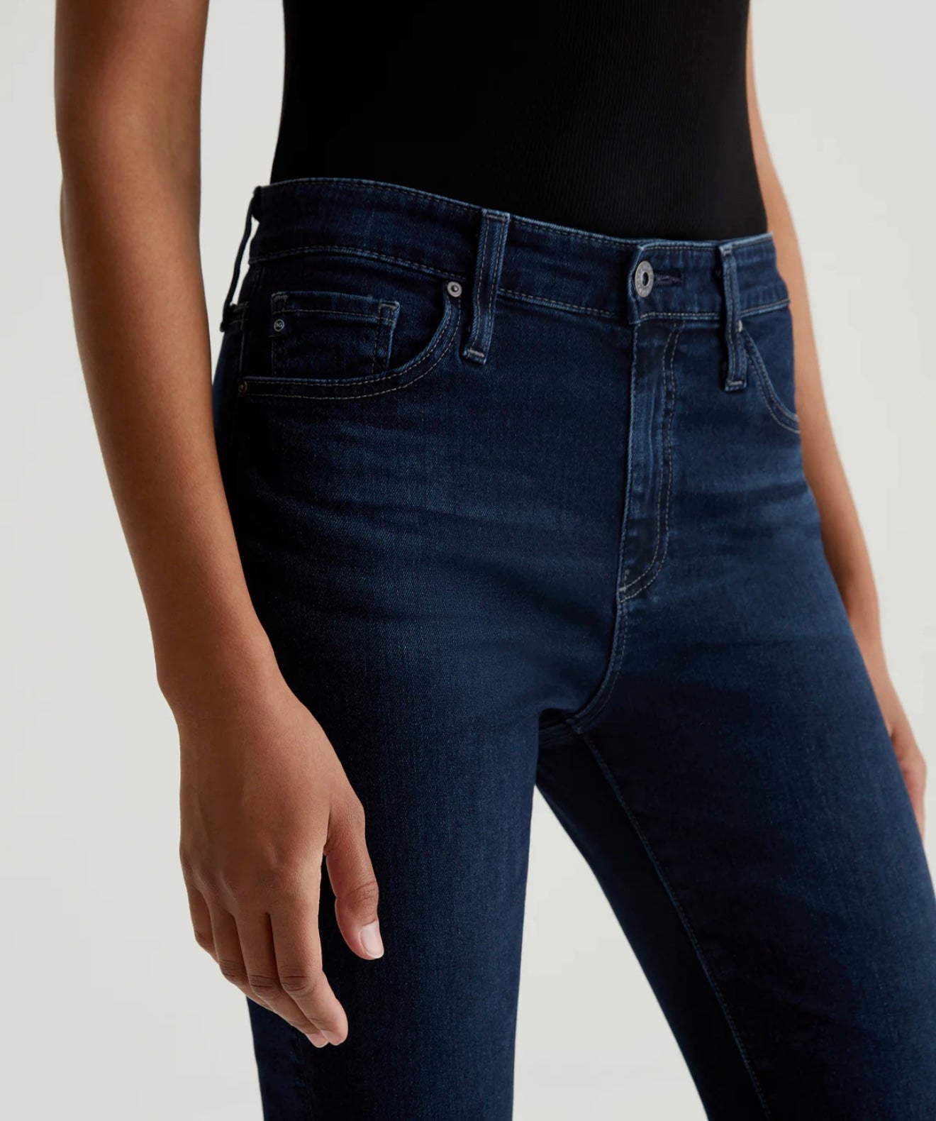 AG - Mari

MID-RISE SLIM STRAIGHT