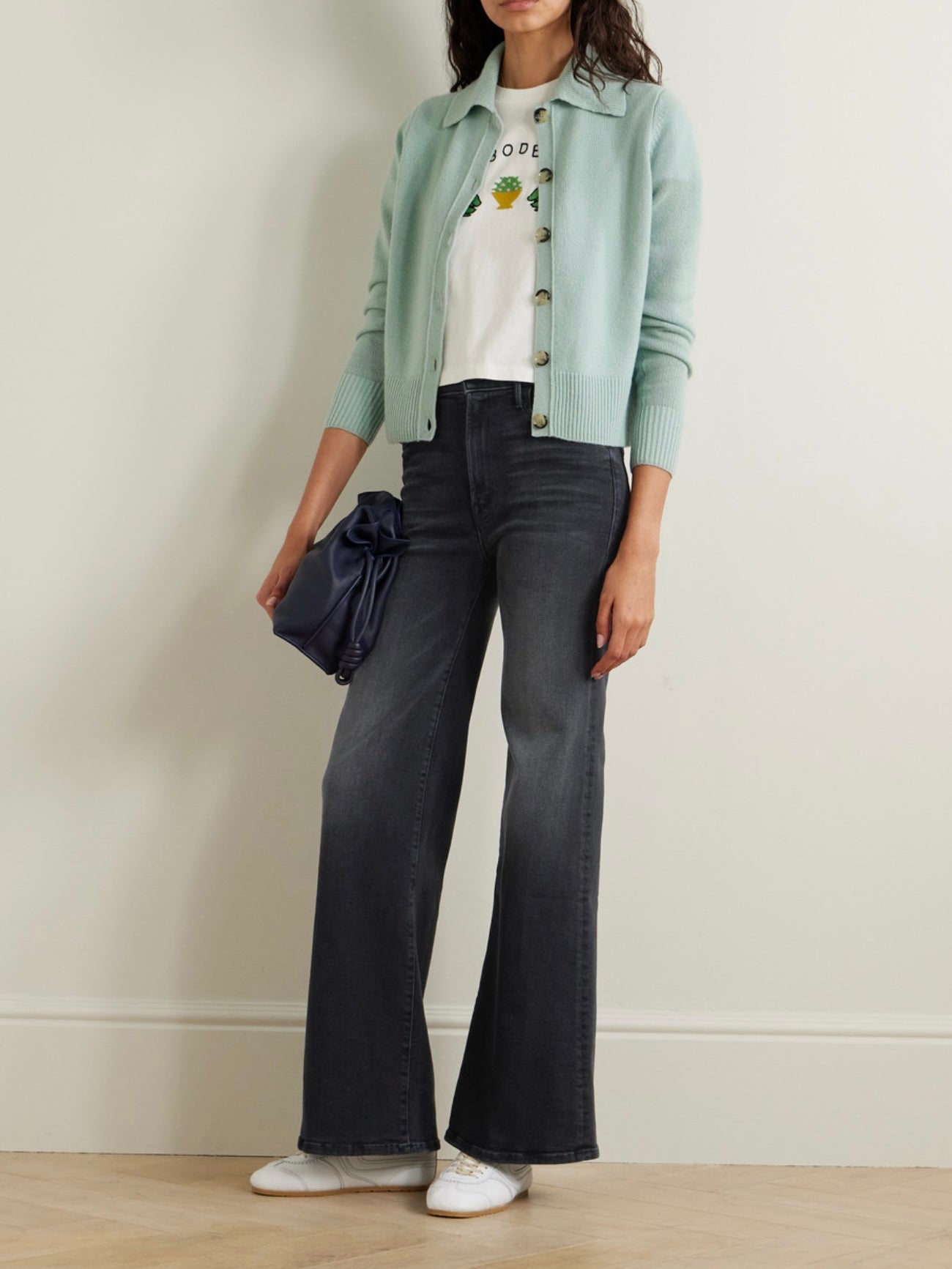 MOTHER
The Hustler Roller Flare Jeans