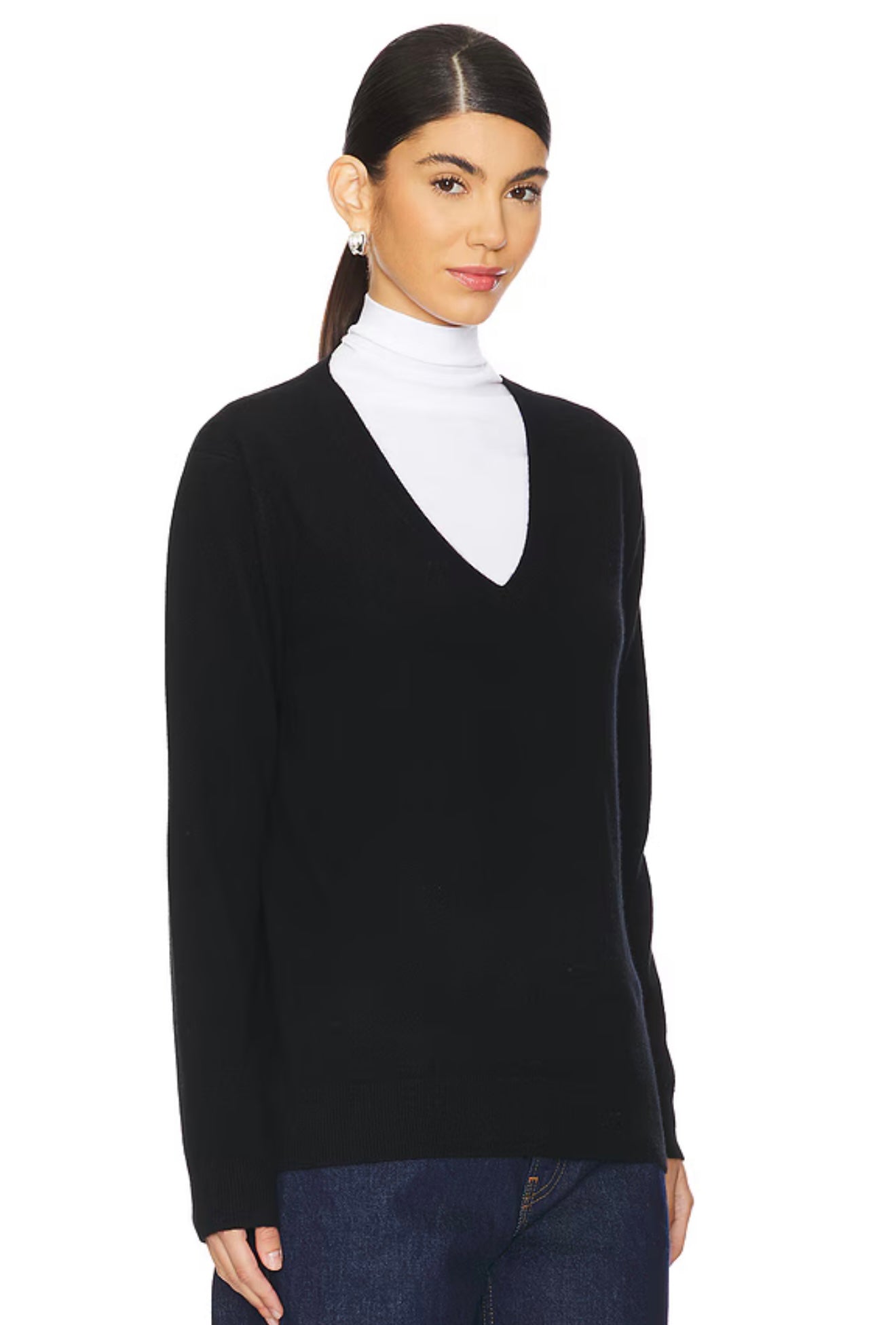 Vince - Weekend V Neck Sweater in Black