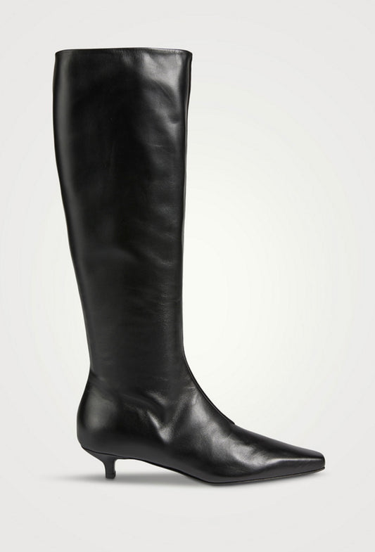 TOTEME
The Slim Leather Knee-High Boots