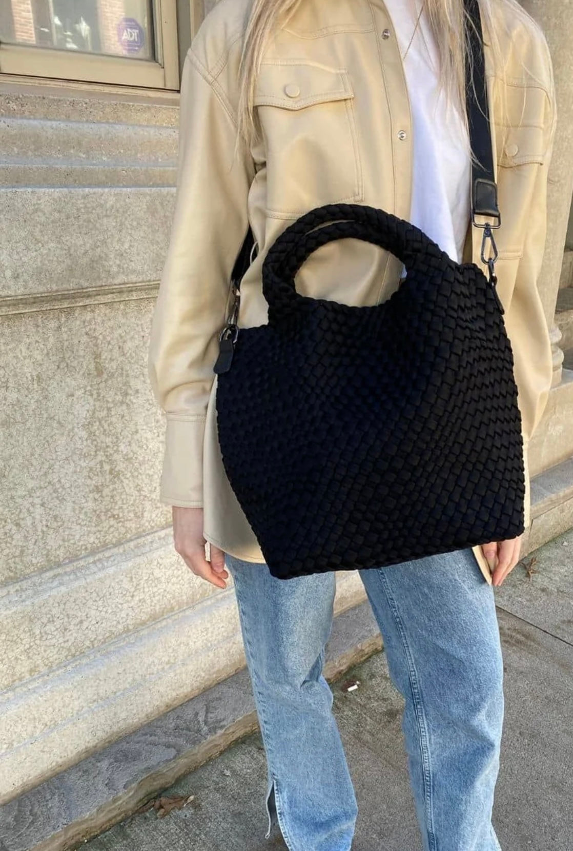 Bag & Bougie - BLACK WOVEN CROSSBODY