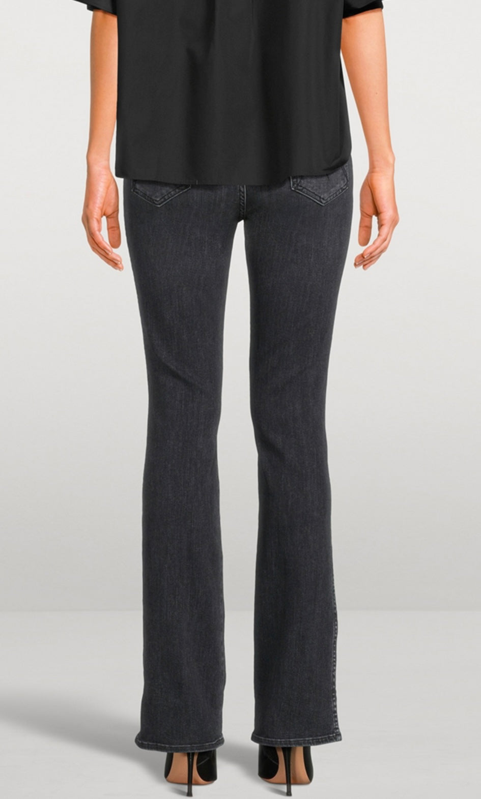 MOTHER
High-Waisted Smokin' Double Heel Flare