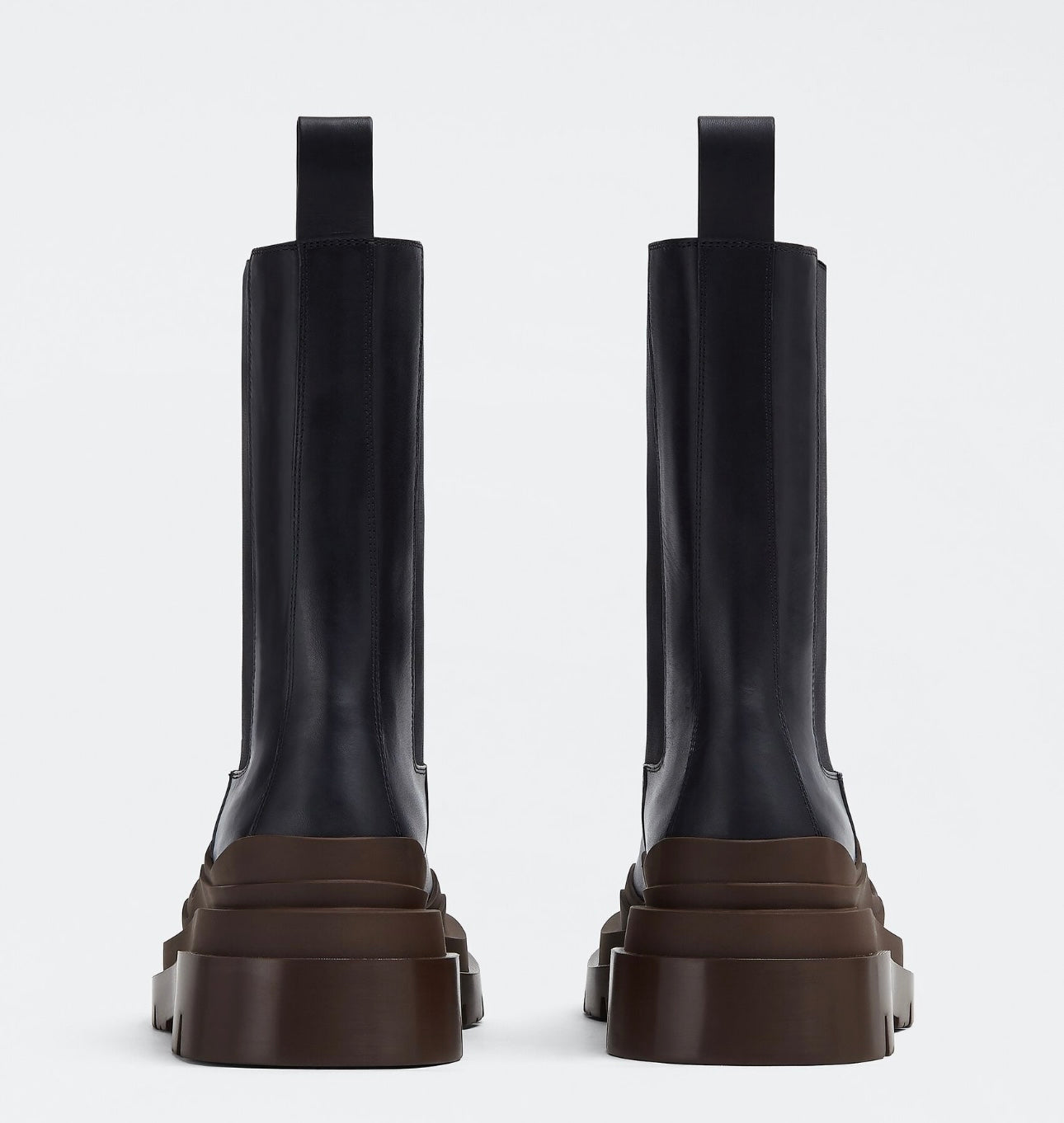 Bottega Veneta Tire Chelsea Boot