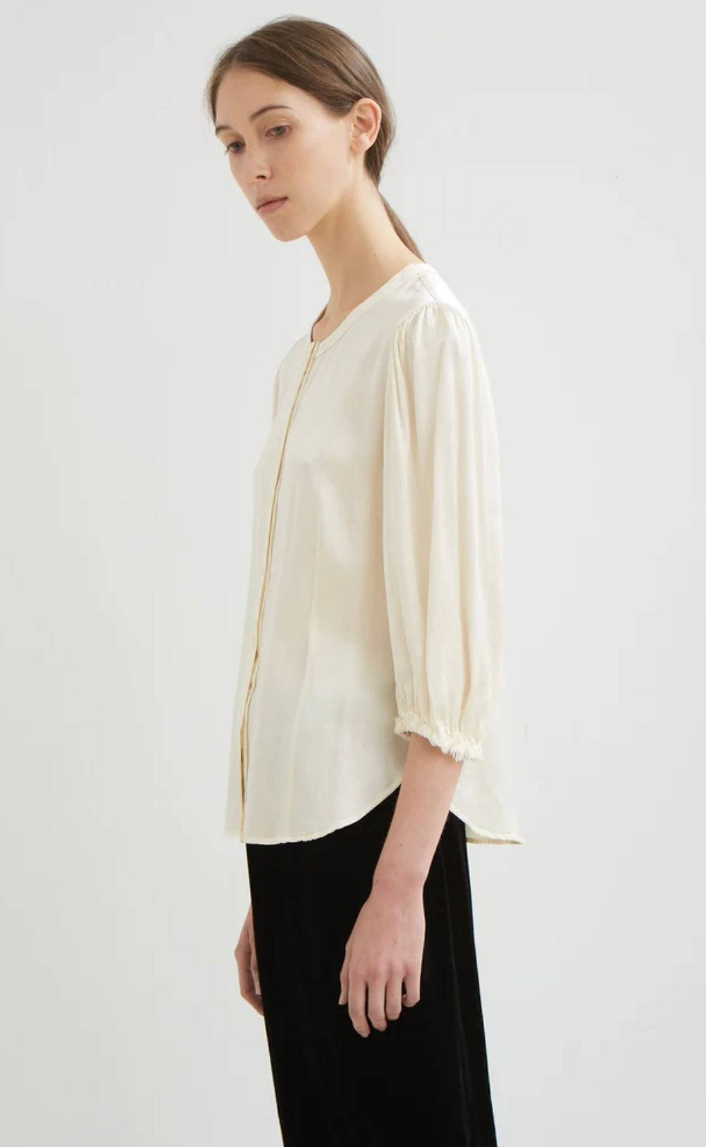 RAQUEL ALLEGRA
Pebble Satin Puff Sleeve Top