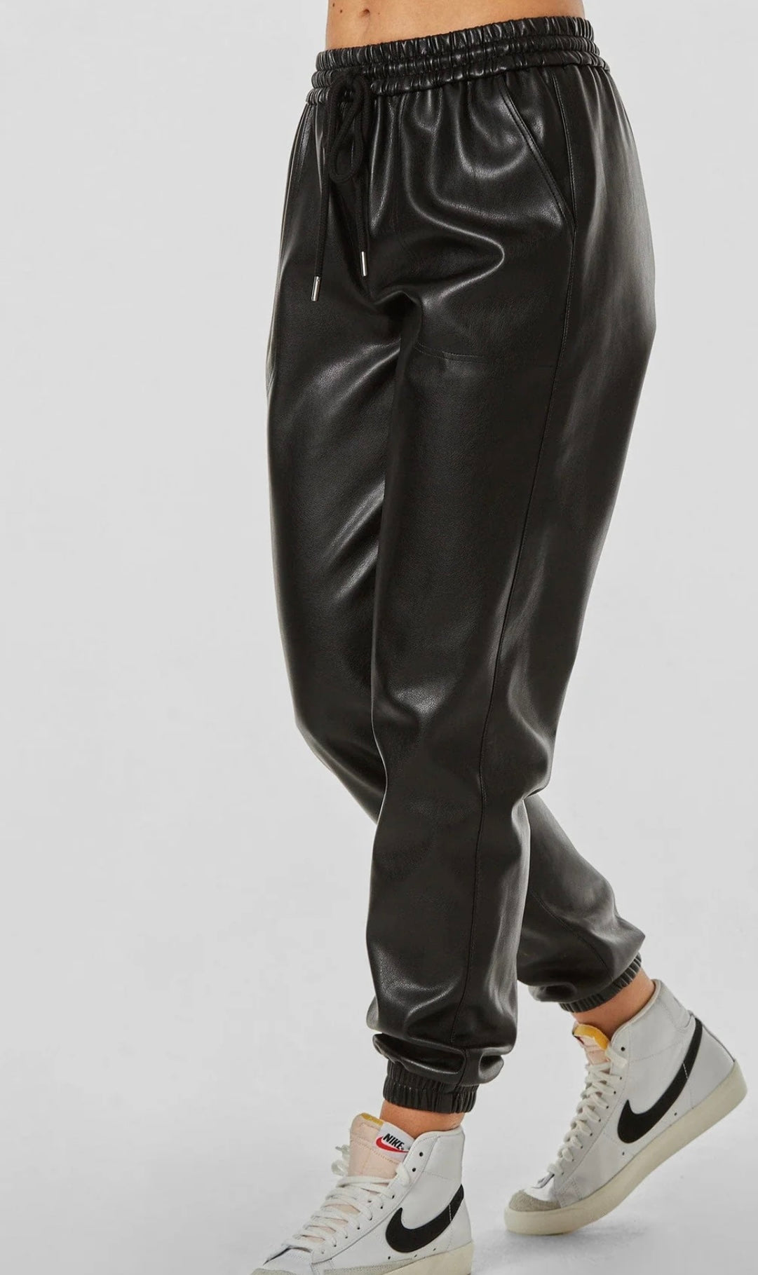 NOLI - Midnight Jogger - Black Faux Leather