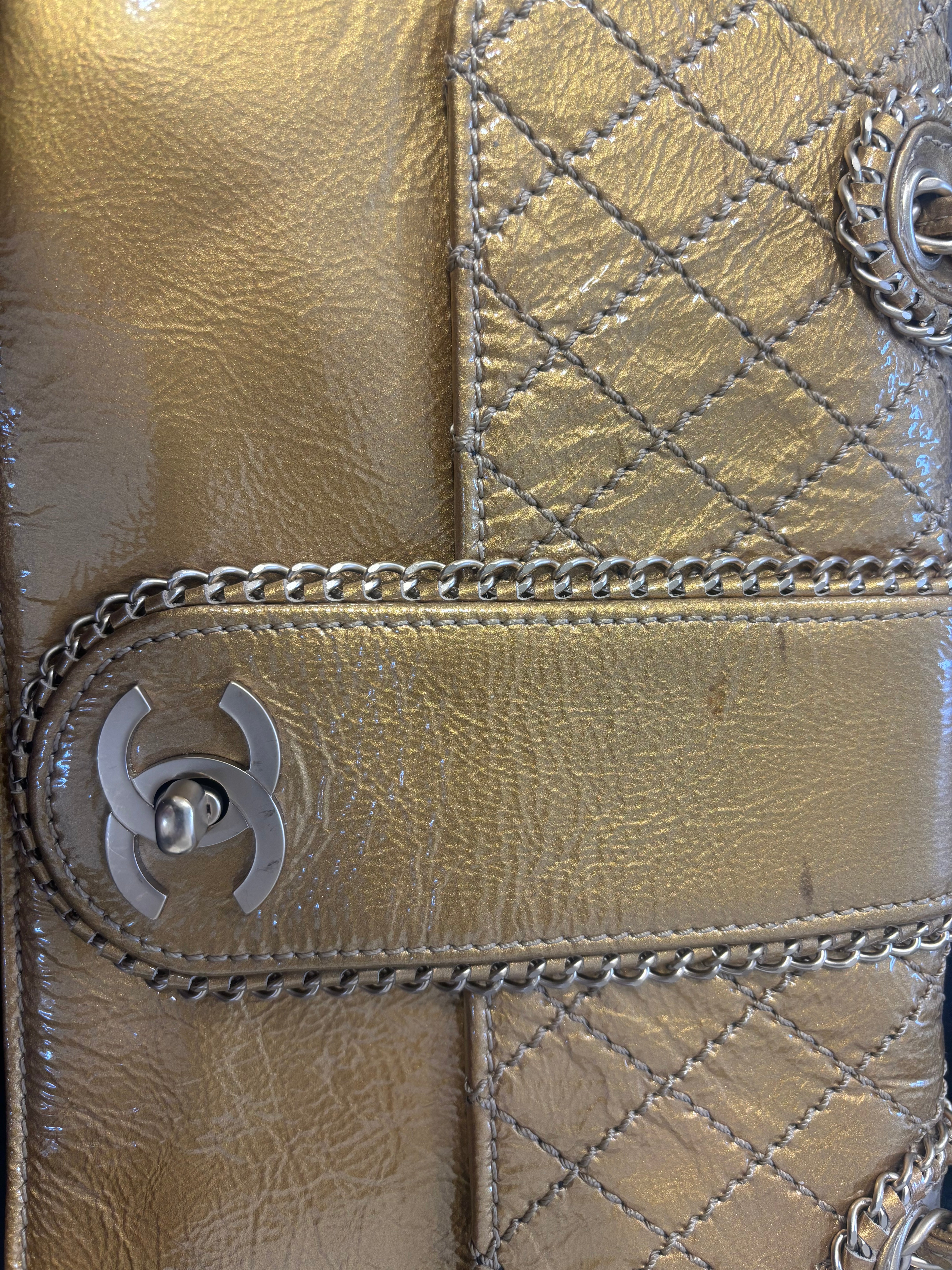 CHANEL gold shoulder bag, 06-08 madison flap bag