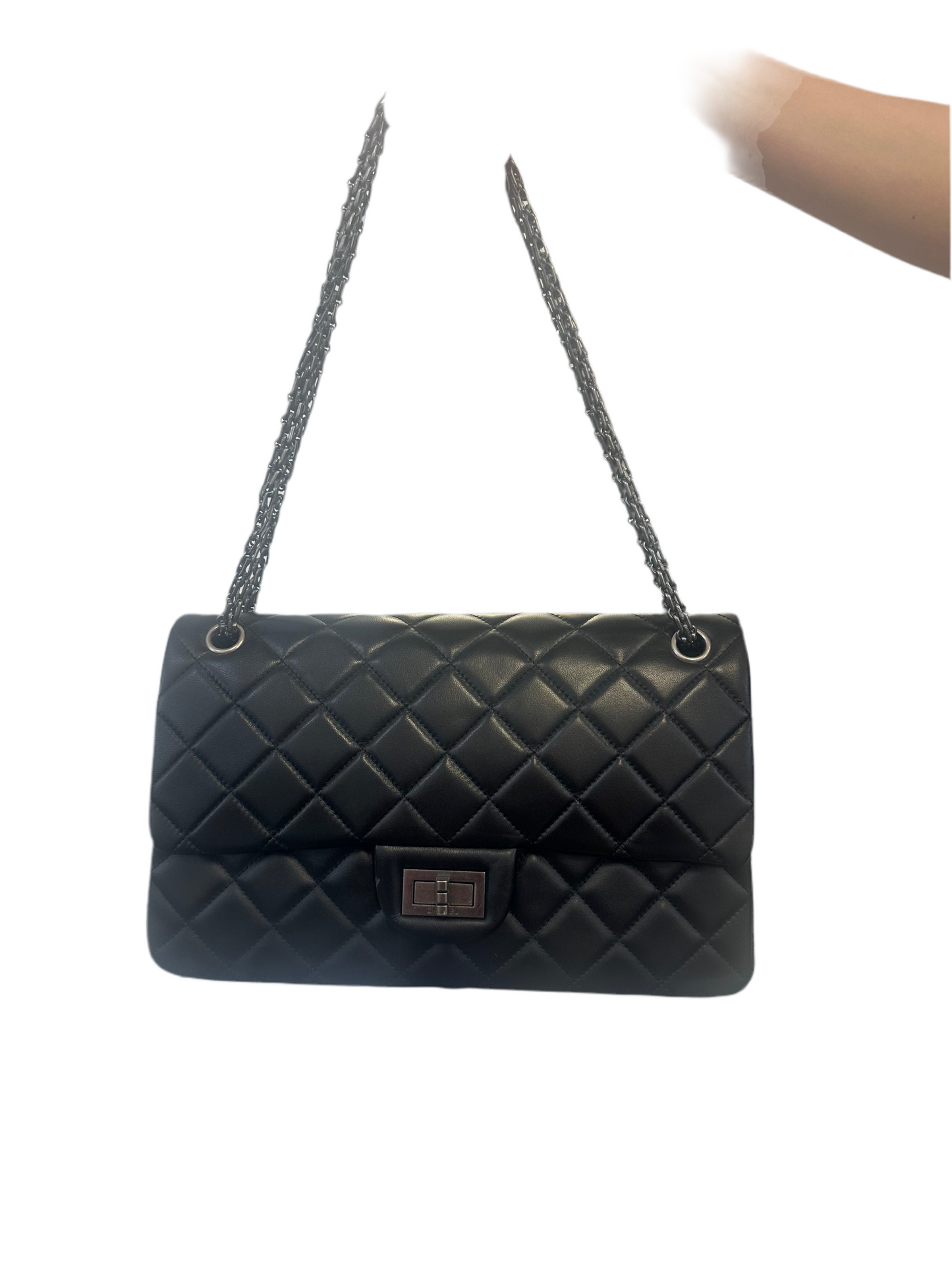 Pre-loved CHANEL - BLACK REISSUE 2.55 CLASSIC DOUBLE FLAP BAG MEDIUM