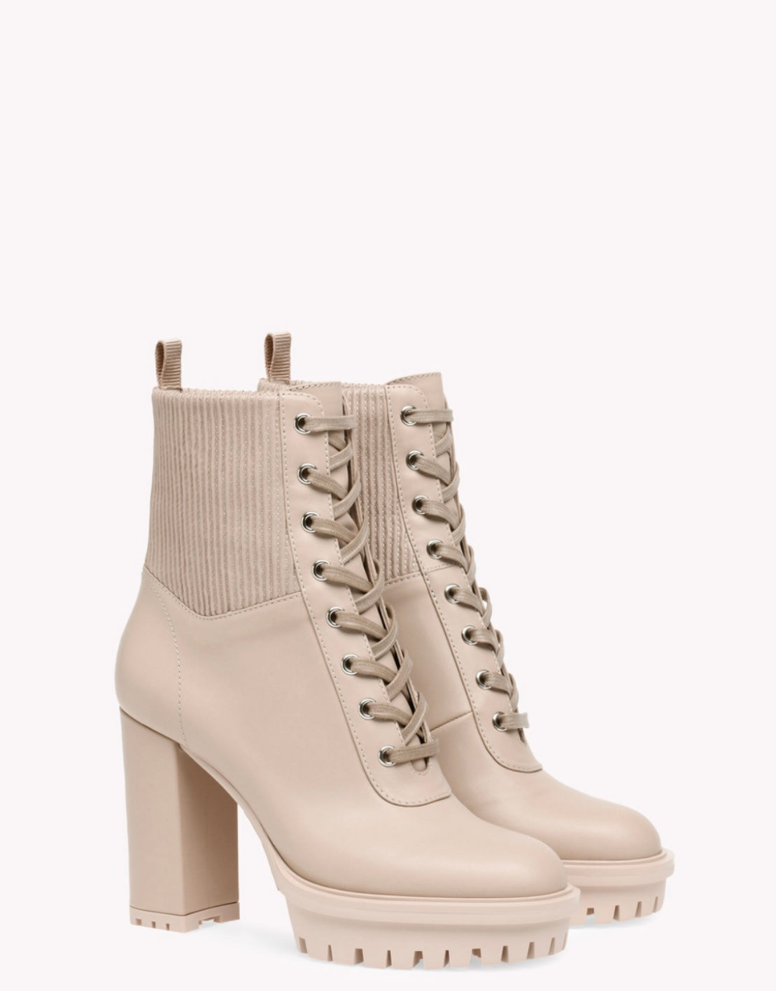 Gianvito Rossi
MARTIS Boots