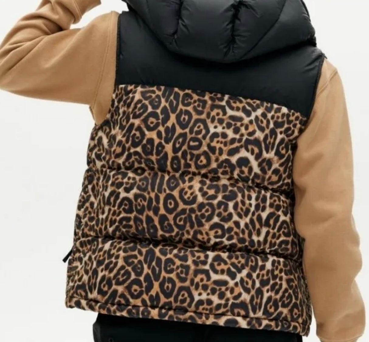 TNA THE SUPER PUFF - Animal Print Down Vest