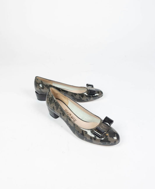 Ferragamo- Vara Bow Pumps in Tortoise