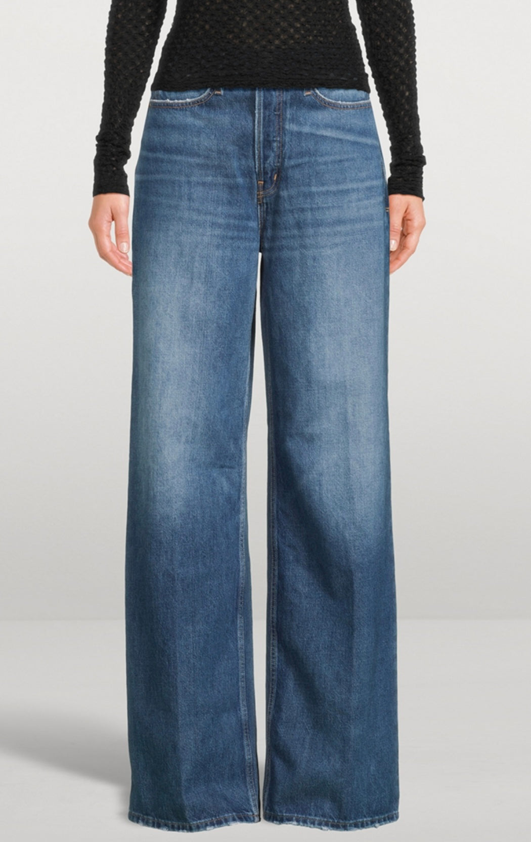 FRAME
The 1978 Straight-Leg Jeans