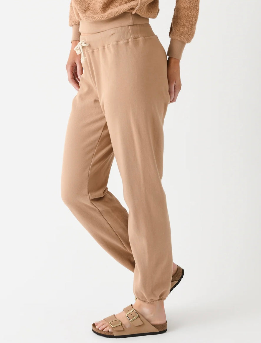 PERFECT WHITE TEE - Heart Pullover Hoodie & Sweatpants