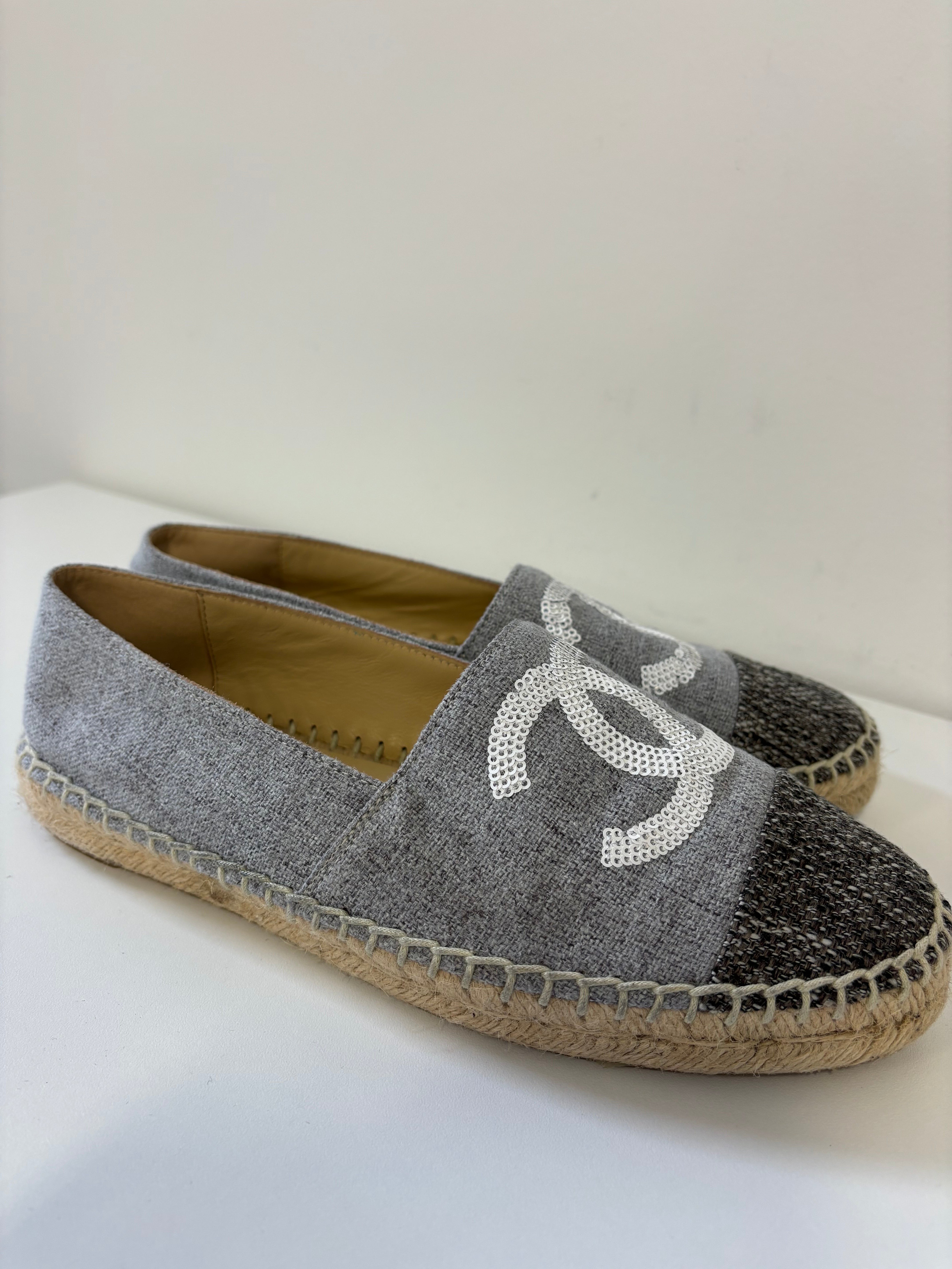 PRELOVED CHANEL espadrilles