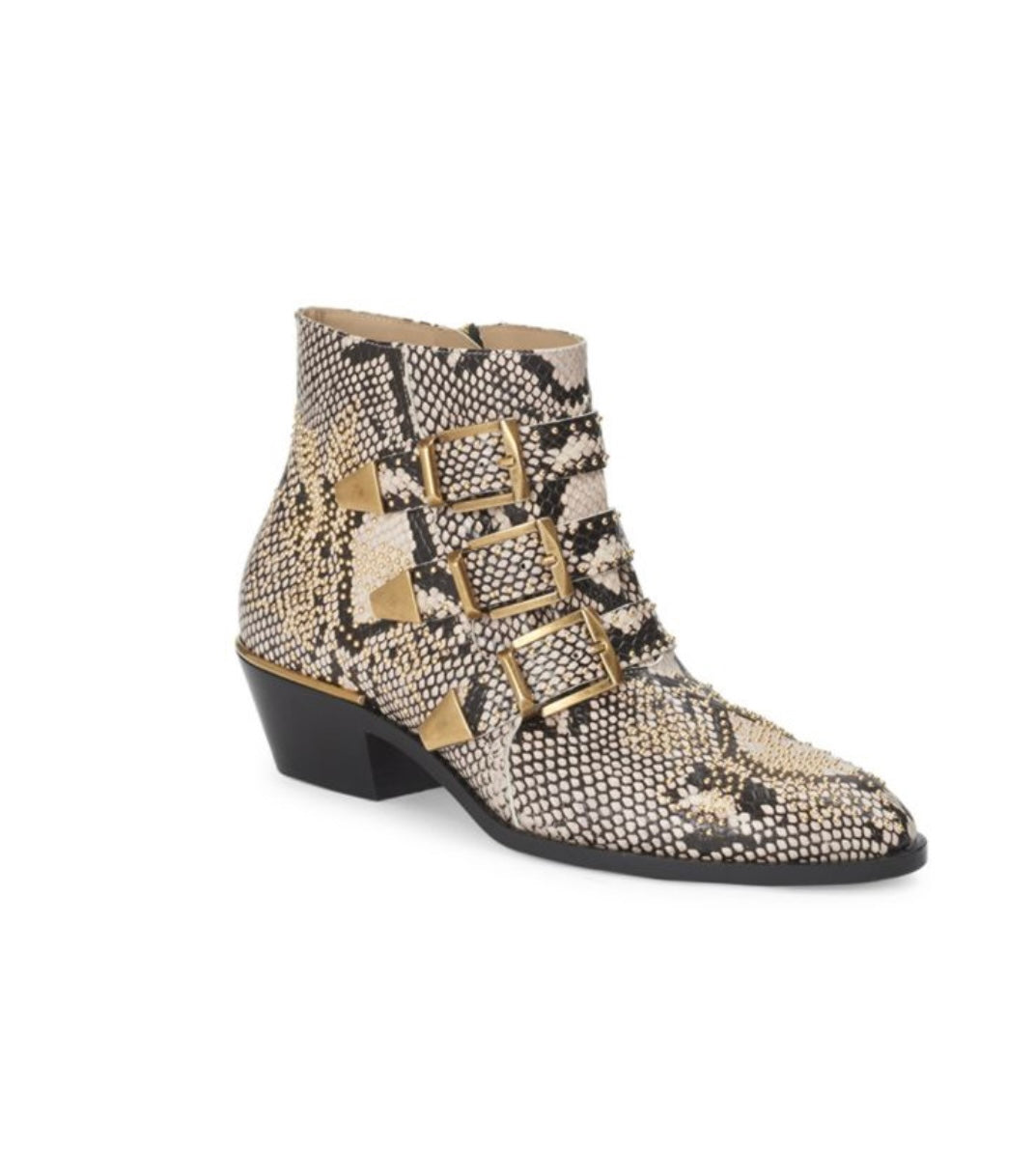 CHLOÉ
Susanna Python Leather Ankle Boots