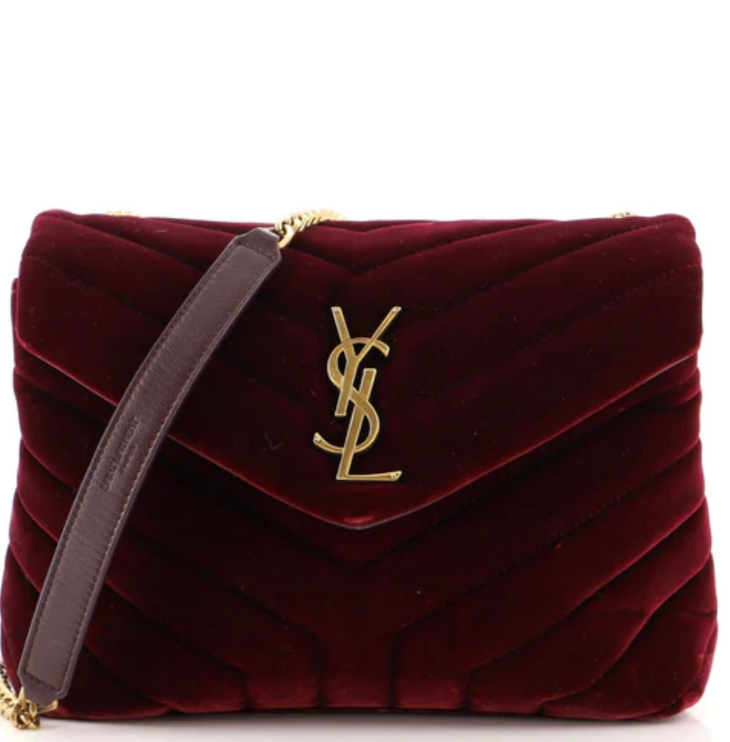 Saint Laurent
LouLou Shoulder Bag Matelasse Chevron Velvet Small